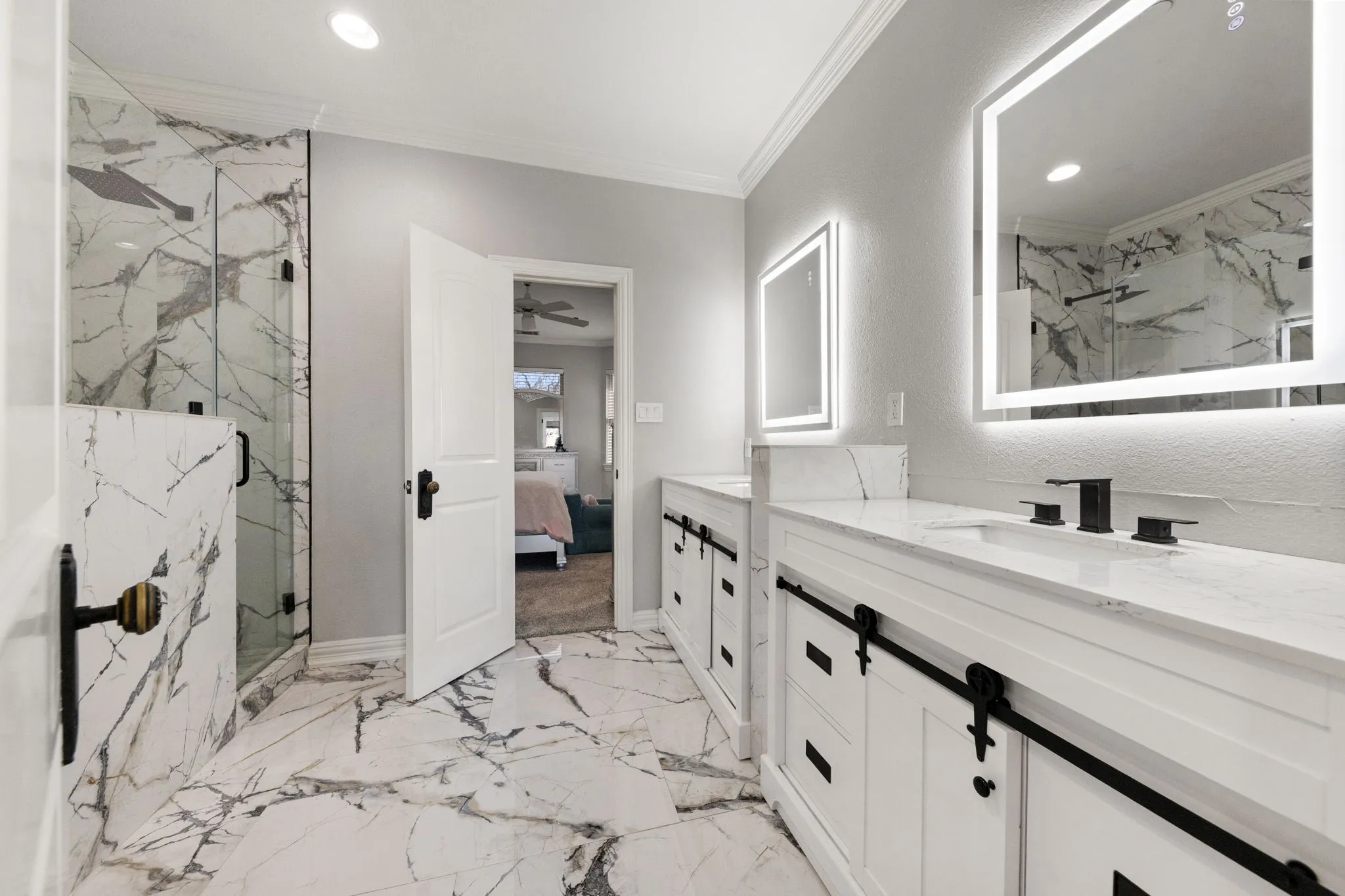 Single Family Residence For Sale in Dallas County , 332 Sedona Falls Drive, Sunnyvale, Texas 75182, 6 Bedroom, 5 Bathroom, 4 Garage spaces, 6,581 Sqft, built in 2005, mls#21218604, Real Estate Agent in Sunnyvale, Homes For Sale in Dallas county, Homes For Sale in Sunnyvale, Realtor in Sunnyvale Texas, Real Estate Brokerage Independent Realty Texas, Luminita Cordes Realtor