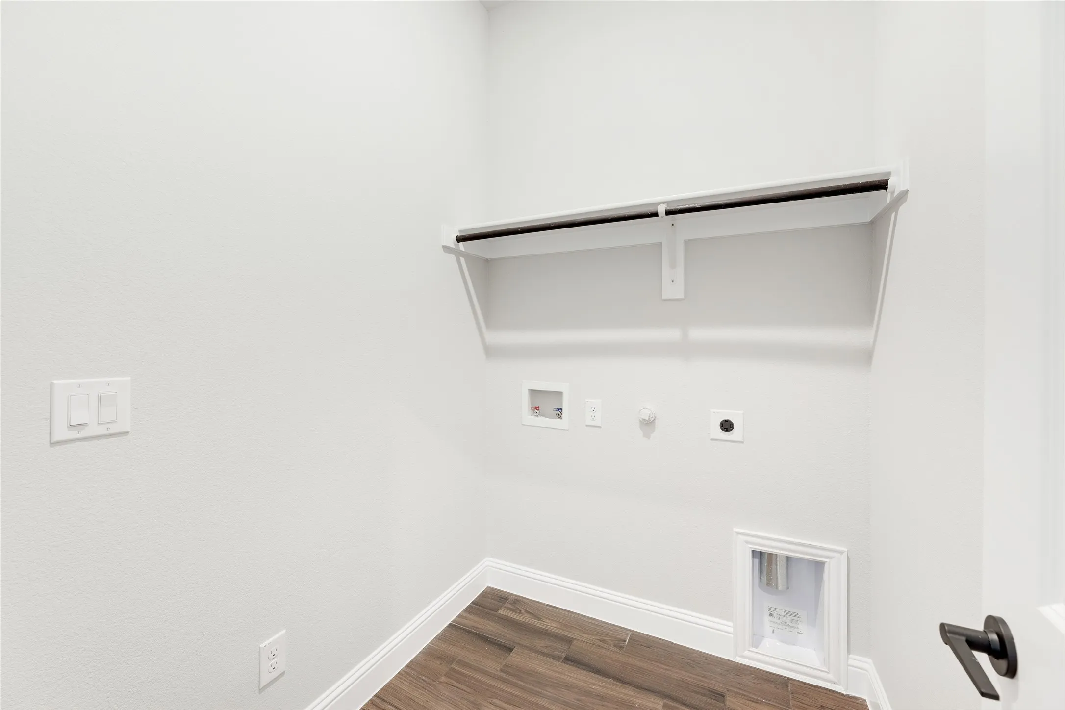 Single Family Residence For Sale in Denton County , 179 Creekside Drive, Sanger, Texas 76266, 4 Bedroom, 2 Bathroom, 2 Garage spaces, 2,235 Sqft, built in 2026, New Construction - Incomplete, mls#21218738, Real Estate Agent in Sanger, Homes For Sale in Denton county, Homes For Sale in Sanger, Realtor in Sanger Texas, Real Estate Brokerage Independent Realty Texas, Luminita Cordes Realtor
