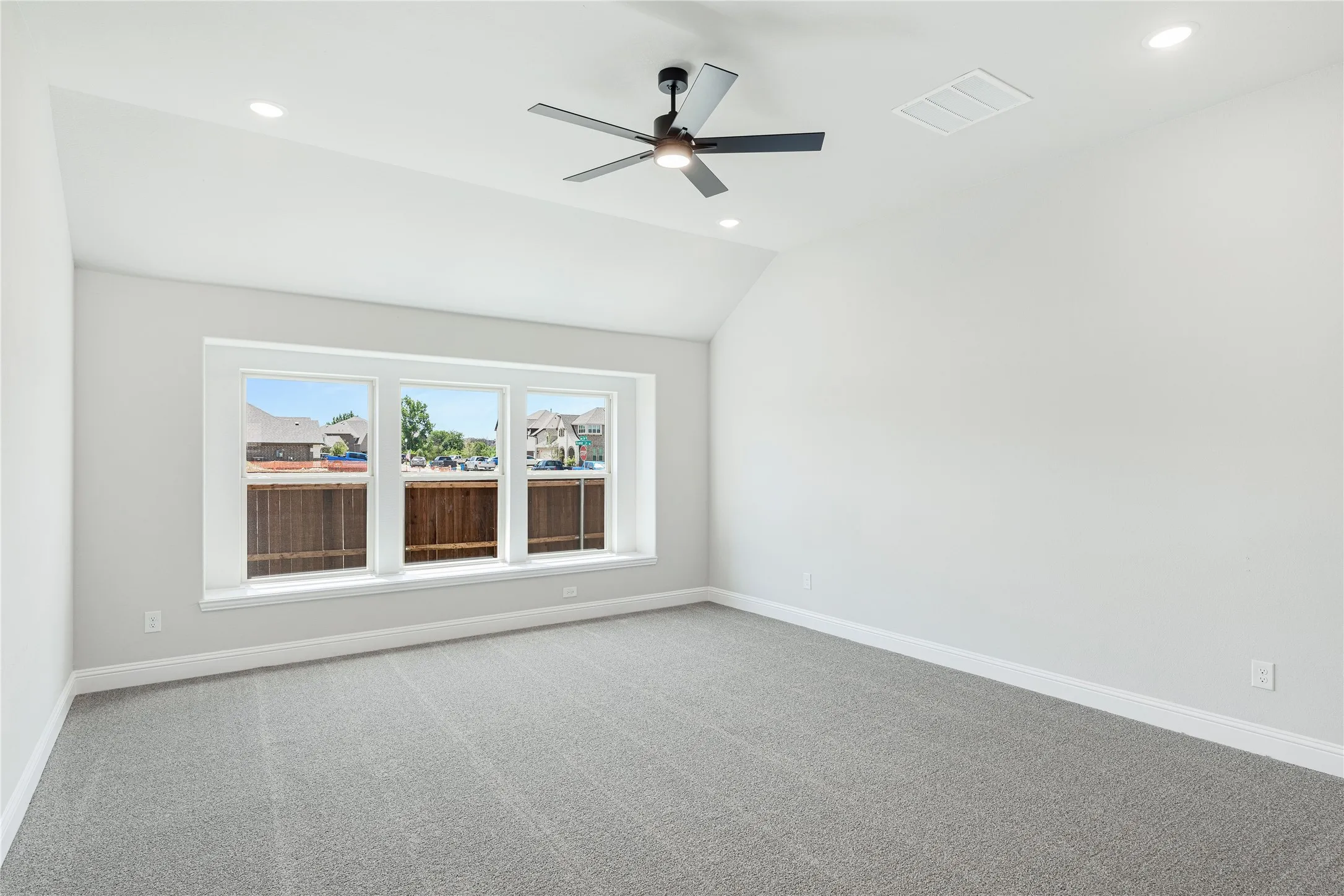 Single Family Residence For Sale in Denton County , 179 Creekside Drive, Sanger, Texas 76266, 4 Bedroom, 2 Bathroom, 2 Garage spaces, 2,235 Sqft, built in 2026, New Construction - Incomplete, mls#21218738, Real Estate Agent in Sanger, Homes For Sale in Denton county, Homes For Sale in Sanger, Realtor in Sanger Texas, Real Estate Brokerage Independent Realty Texas, Luminita Cordes Realtor