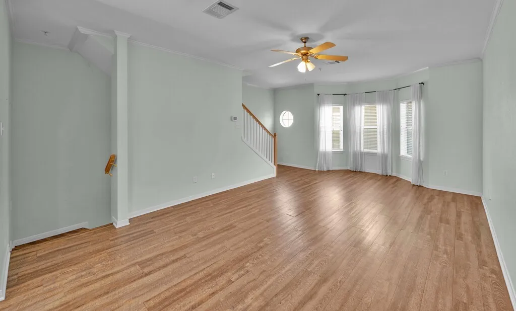 Condominium For Sale in Mc Lennan County , 1701 S 12th Street 1204, Waco, Texas 76706, 2 Bedroom, 3 Bathroom, Garage spaces, 1,247 Sqft, built in 2003, Preowned, mls#21217419, Real Estate Agent in Waco, Homes For Sale in Mc Lennan county, Homes For Sale in Waco, Realtor in Waco Texas, Real Estate Brokerage Independent Realty Texas, Luminita Cordes Realtor