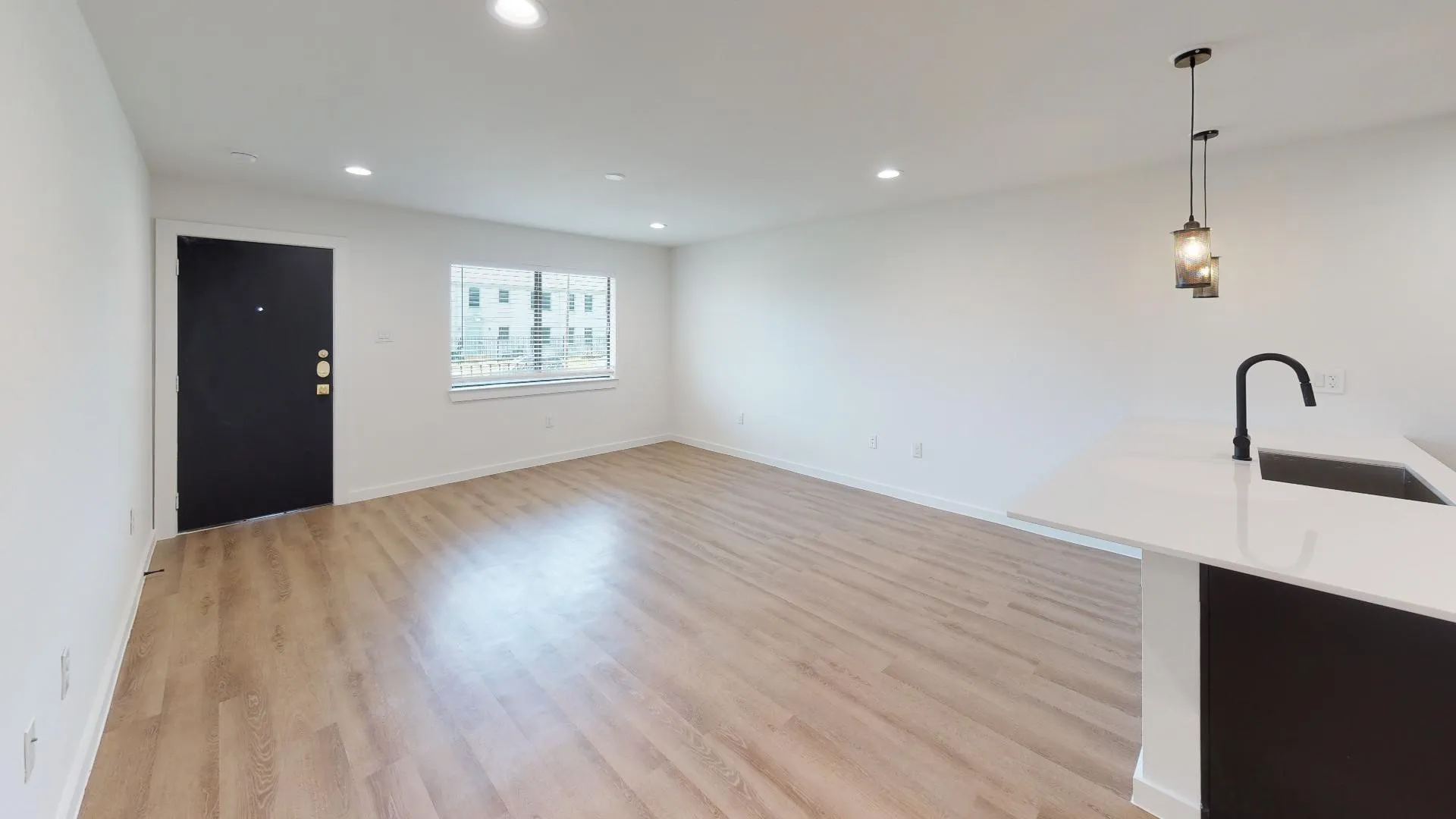 Apartment For Sale in Dallas County , 5103-5111 Live Oak Street, Dallas, Texas 75206, 60 Bedroom, 44 Bathroom, Garage spaces, 0 Sqft, built in 1957, Preowned, mls#21218719, Real Estate Agent in Dallas, Homes For Sale in Dallas county, Homes For Sale in Dallas, Realtor in Dallas Texas, Real Estate Brokerage Independent Realty Texas, Luminita Cordes Realtor