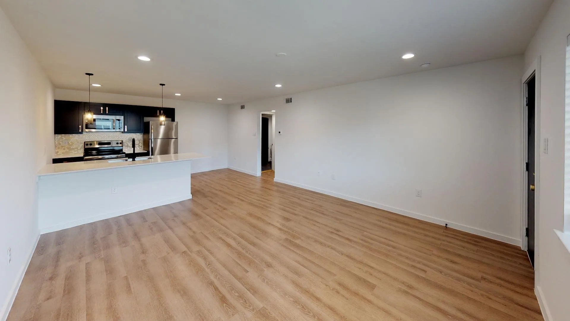 Apartment For Sale in Dallas County , 5103-5111 Live Oak Street, Dallas, Texas 75206, 60 Bedroom, 44 Bathroom, Garage spaces, 0 Sqft, built in 1957, Preowned, mls#21218719, Real Estate Agent in Dallas, Homes For Sale in Dallas county, Homes For Sale in Dallas, Realtor in Dallas Texas, Real Estate Brokerage Independent Realty Texas, Luminita Cordes Realtor