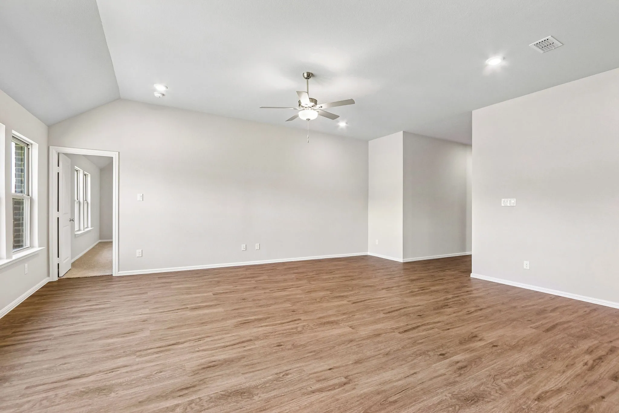 Single Family Residence For Sale in Denton County , 3213 Kingdom Drive, Denton, Texas 76208, 4 Bedroom, 3 Bathroom, 2 Garage spaces, 2,707 Sqft, built in 2026, New Construction - Incomplete, mls#21210871, Real Estate Agent in Denton, Homes For Sale in Denton county, Homes For Sale in Denton, Realtor in Denton Texas, Real Estate Brokerage Independent Realty Texas, Luminita Cordes Realtor