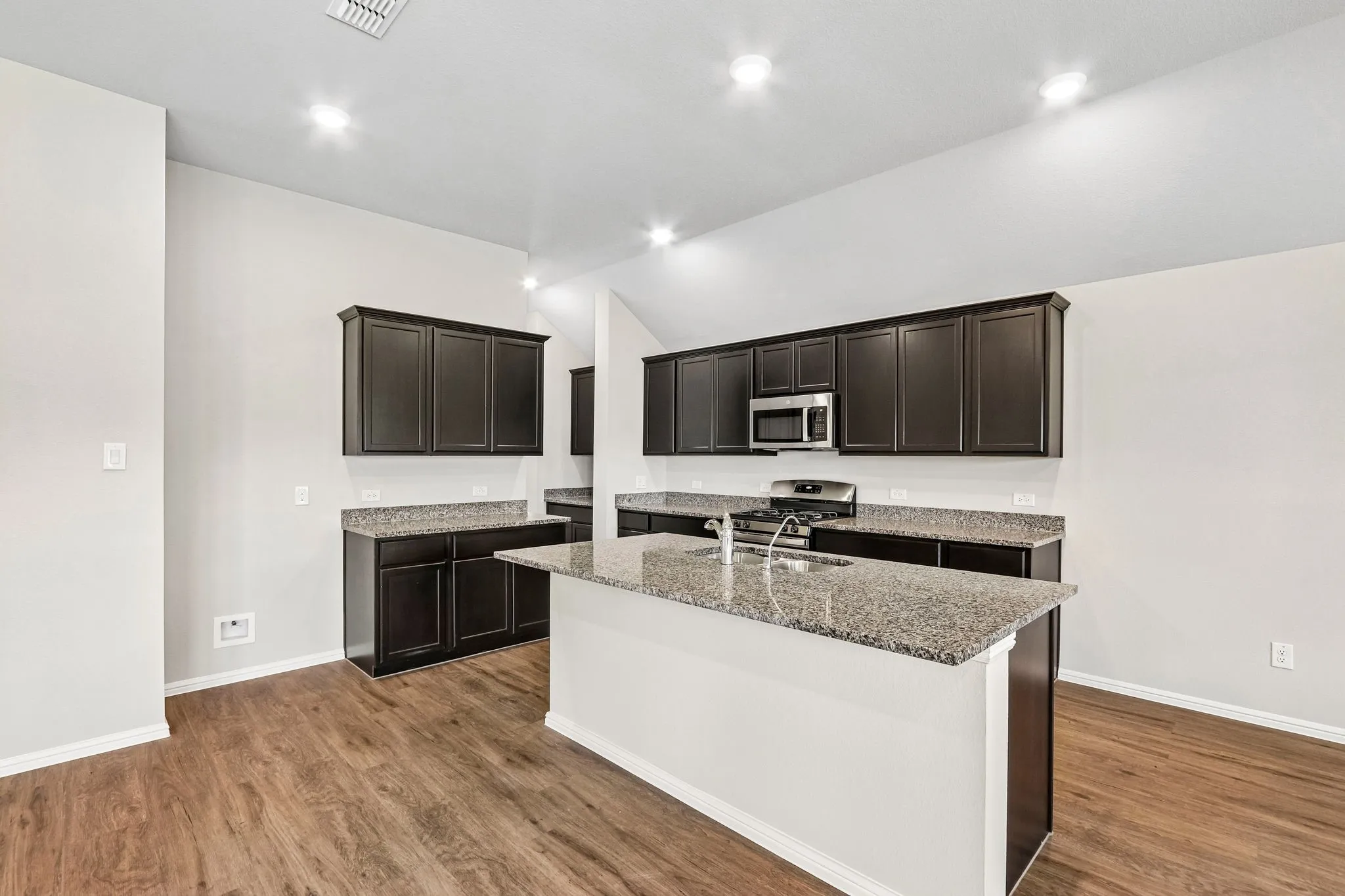 Single Family Residence For Sale in Denton County , 3213 Kingdom Drive, Denton, Texas 76208, 4 Bedroom, 3 Bathroom, 2 Garage spaces, 2,707 Sqft, built in 2026, New Construction - Incomplete, mls#21210871, Real Estate Agent in Denton, Homes For Sale in Denton county, Homes For Sale in Denton, Realtor in Denton Texas, Real Estate Brokerage Independent Realty Texas, Luminita Cordes Realtor