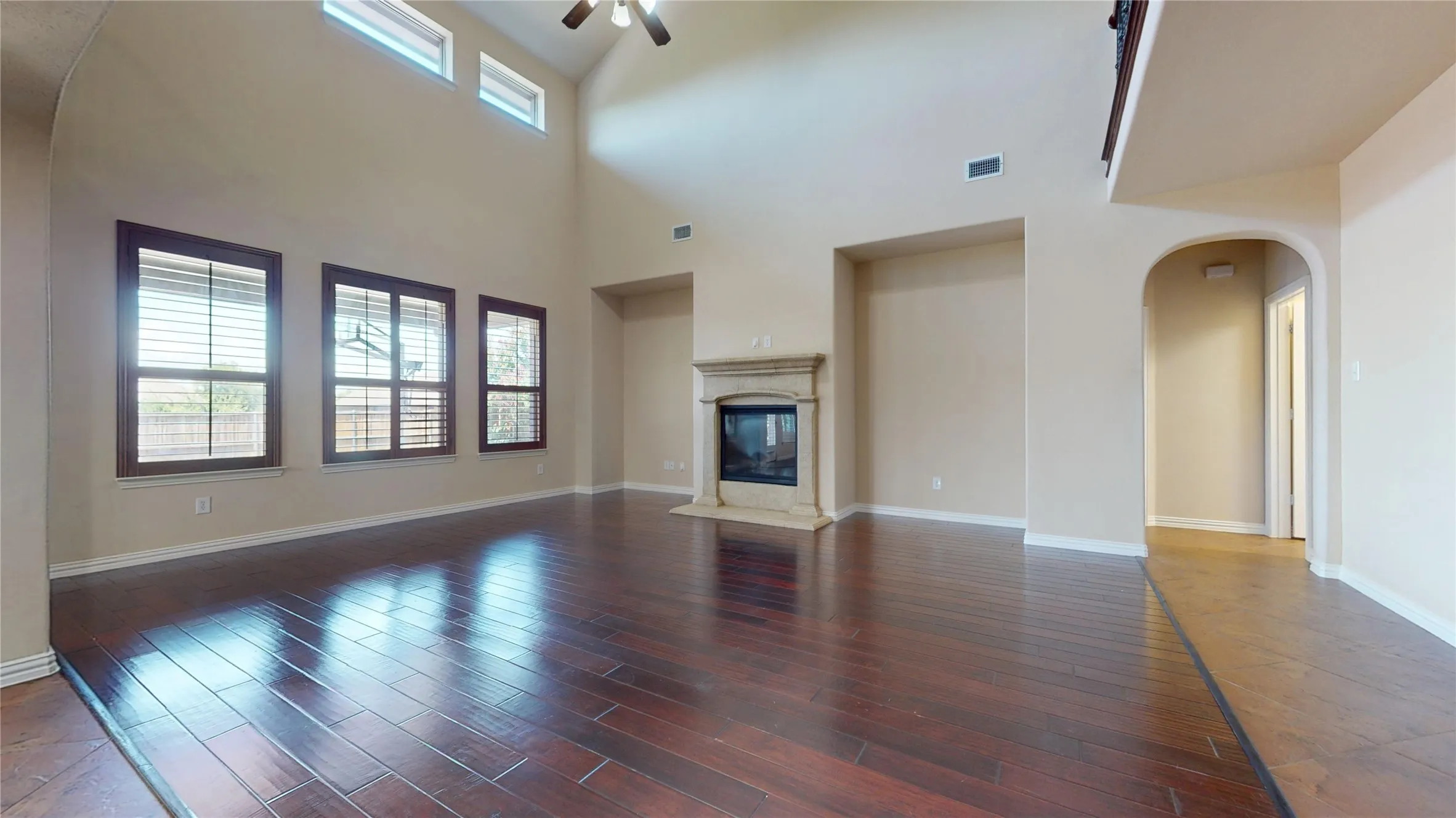 Single Family Residence For Sale in Collin County , 4204 Bent Creek Road, Mc Kinney, Texas 75071, 5 Bedroom, 5 Bathroom, 2 Garage spaces, 4,585 Sqft, built in 2011, New Construction - Complete, mls#21218663, Real Estate Agent in Mc Kinney, Homes For Sale in Collin county, Homes For Sale in Mc Kinney, Realtor in Mc Kinney Texas, Real Estate Brokerage Independent Realty Texas, Luminita Cordes Realtor