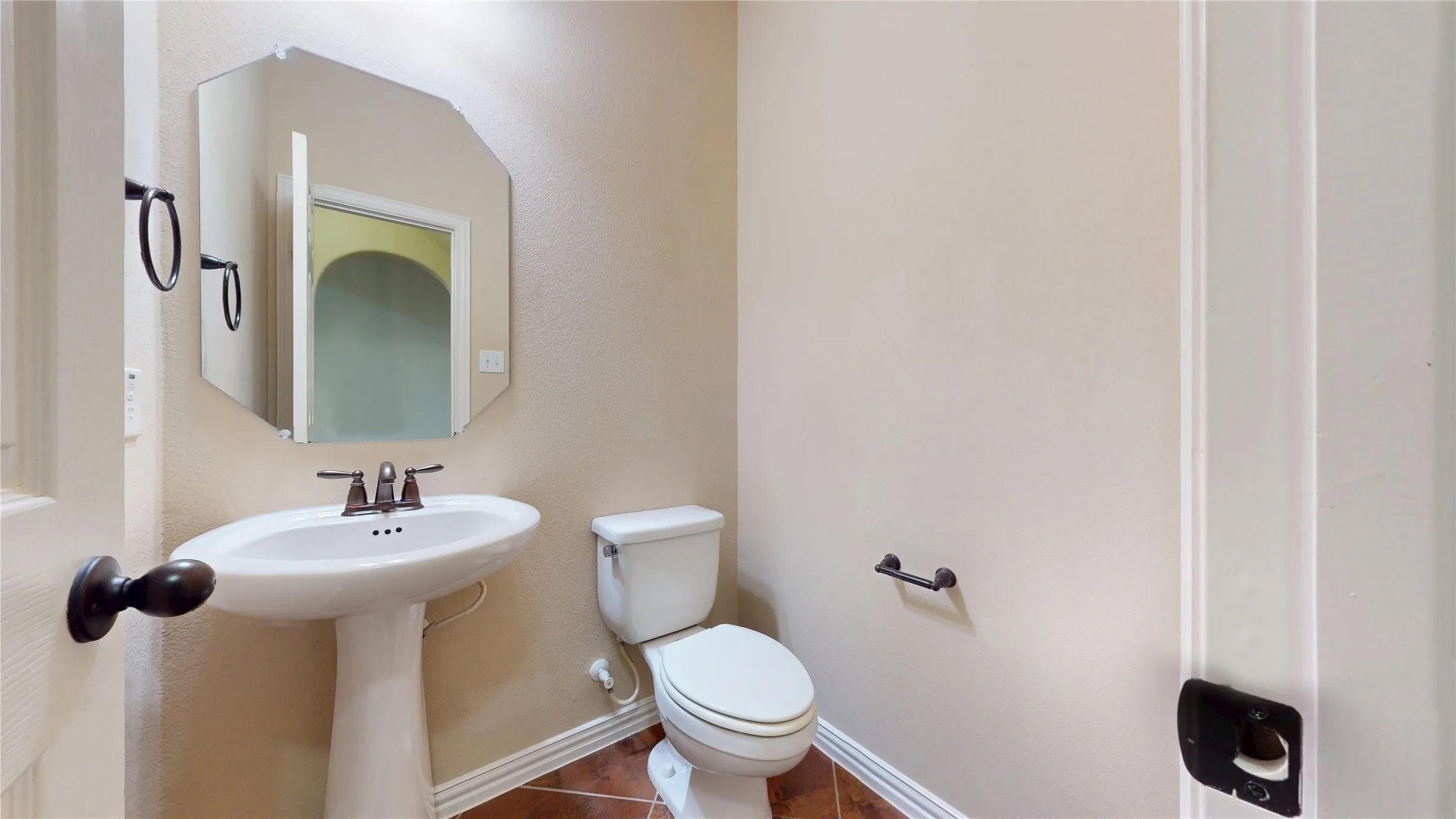 Single Family Residence For Sale in Collin County , 4204 Bent Creek Road, Mc Kinney, Texas 75071, 5 Bedroom, 5 Bathroom, 2 Garage spaces, 4,585 Sqft, built in 2011, New Construction - Complete, mls#21218663, Real Estate Agent in Mc Kinney, Homes For Sale in Collin county, Homes For Sale in Mc Kinney, Realtor in Mc Kinney Texas, Real Estate Brokerage Independent Realty Texas, Luminita Cordes Realtor