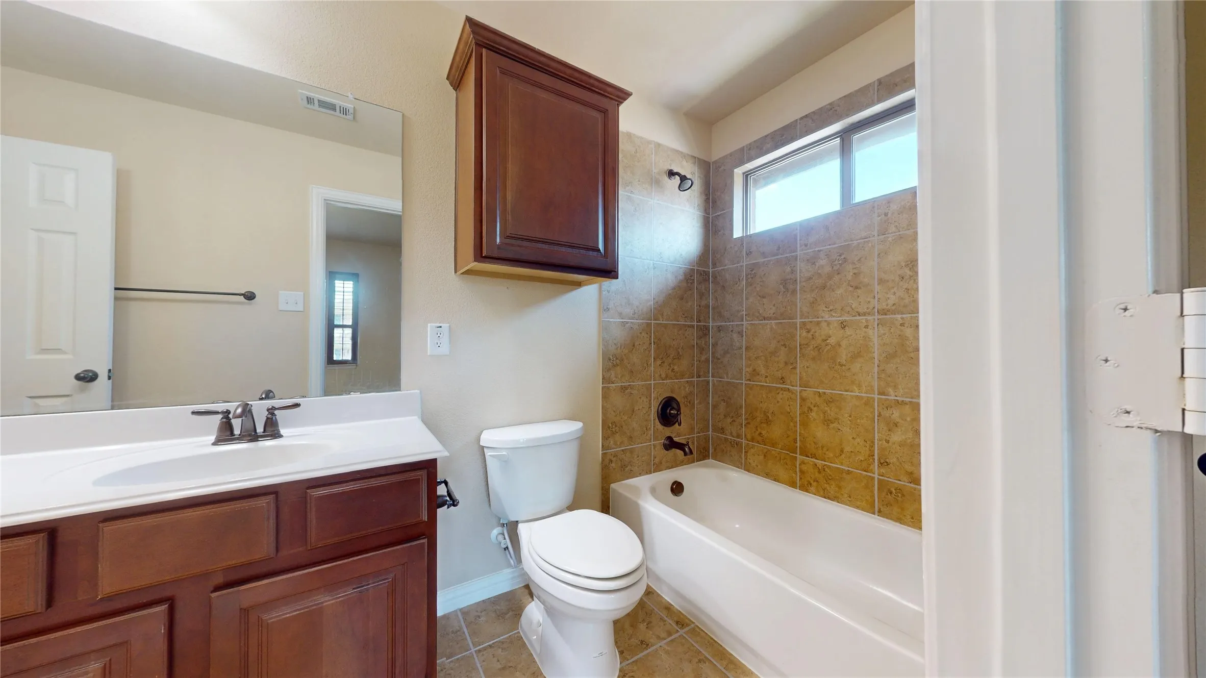 Single Family Residence For Sale in Collin County , 4204 Bent Creek Road, Mc Kinney, Texas 75071, 5 Bedroom, 5 Bathroom, 2 Garage spaces, 4,585 Sqft, built in 2011, New Construction - Complete, mls#21218663, Real Estate Agent in Mc Kinney, Homes For Sale in Collin county, Homes For Sale in Mc Kinney, Realtor in Mc Kinney Texas, Real Estate Brokerage Independent Realty Texas, Luminita Cordes Realtor
