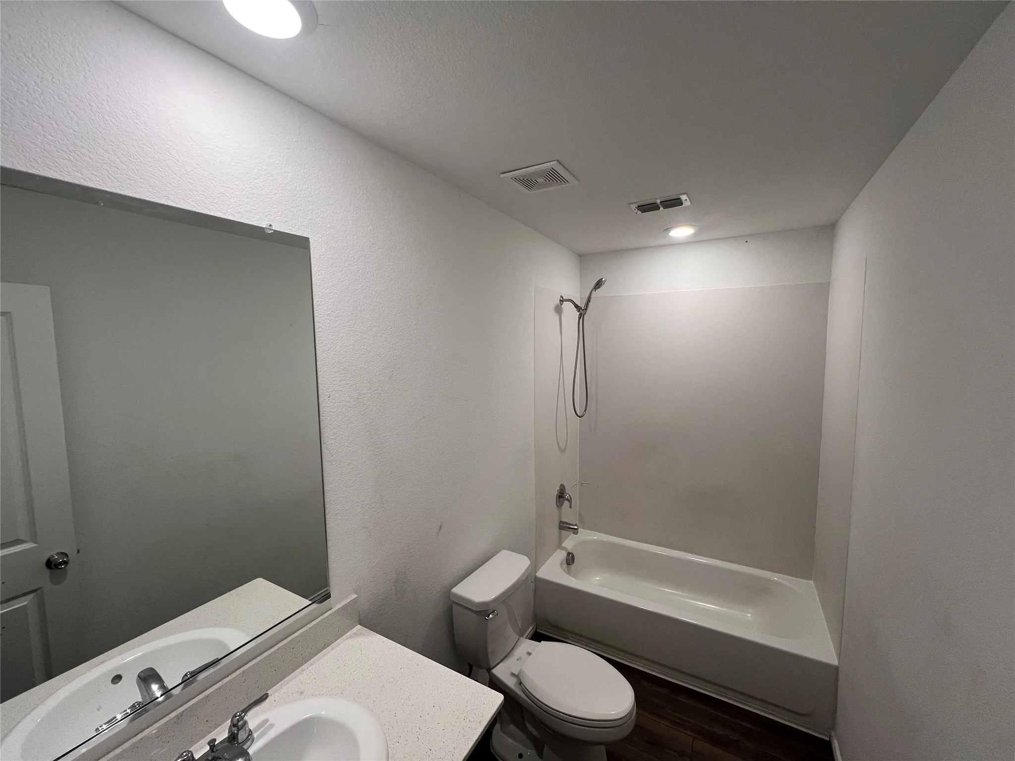 Single Family Residence For Sale in Collin County , 715 Deerfern Drive, Princeton, Texas 75407, 3 Bedroom, 2 Bathroom, 2 Garage spaces, 1,407 Sqft, built in 2021, mls#21218831, Real Estate Agent in Princeton, Homes For Sale in Collin county, Homes For Sale in Princeton, Realtor in Princeton Texas, Real Estate Brokerage Independent Realty Texas, Luminita Cordes Realtor