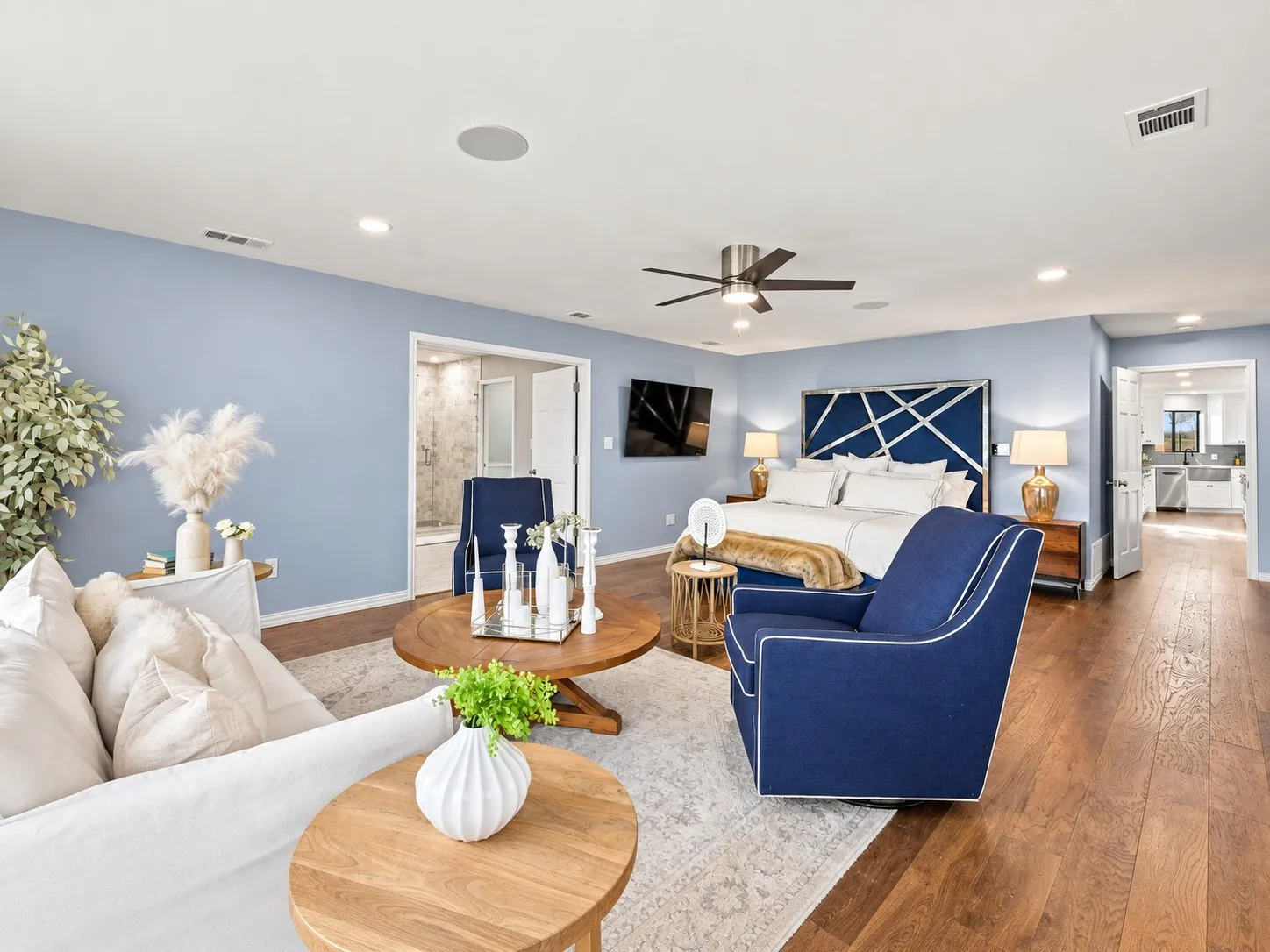 Single Family Residence For Sale in Navarro County , 123 SE County Road 3147, Corsicana, Texas 75109, 6 Bedroom, 9 Bathroom, 6 Garage spaces, 7,318 Sqft, built in 1991, Preowned, mls#21218518, Real Estate Agent in Corsicana, Homes For Sale in Navarro county, Homes For Sale in Corsicana, Realtor in Corsicana Texas, Real Estate Brokerage Independent Realty Texas, Luminita Cordes Realtor