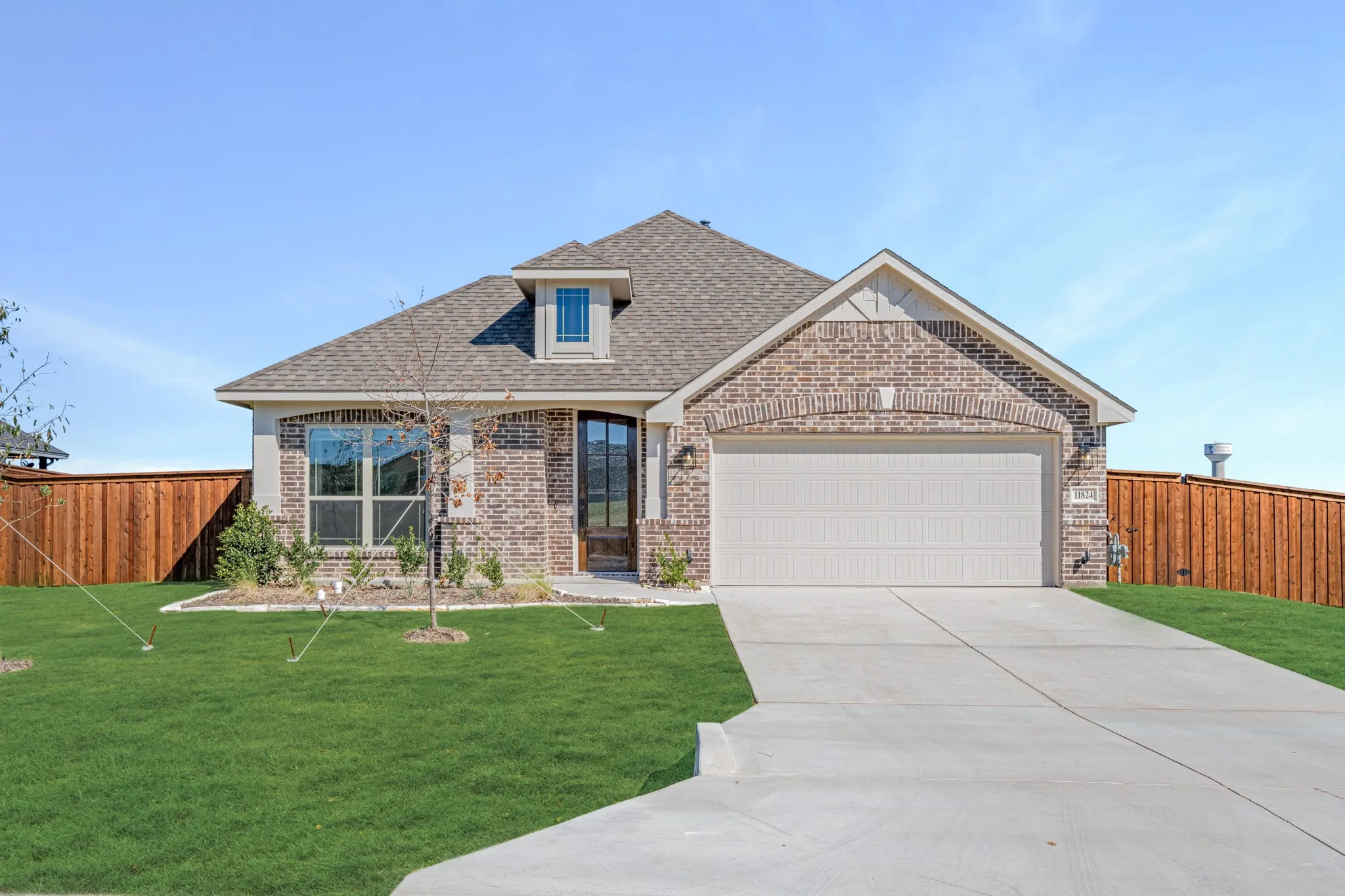 Single Family Residence For Sale in Johnson County , 11824 Serval Street, Godley, Texas 76044, 3 Bedrooms, 2 Bathrooms, 2 Garage spaces, 2,044 Sqft, built in 2025, New Construction - Complete, Price $379,990, mls#21218907, Real Estate Agent in Godley, Homes For Sale in Johnson county, Homes For Sale in Godley, Realtor in Godley Texas, Real Estate Brokerage Independent Realty Texas, Luminita Cordes Realtor