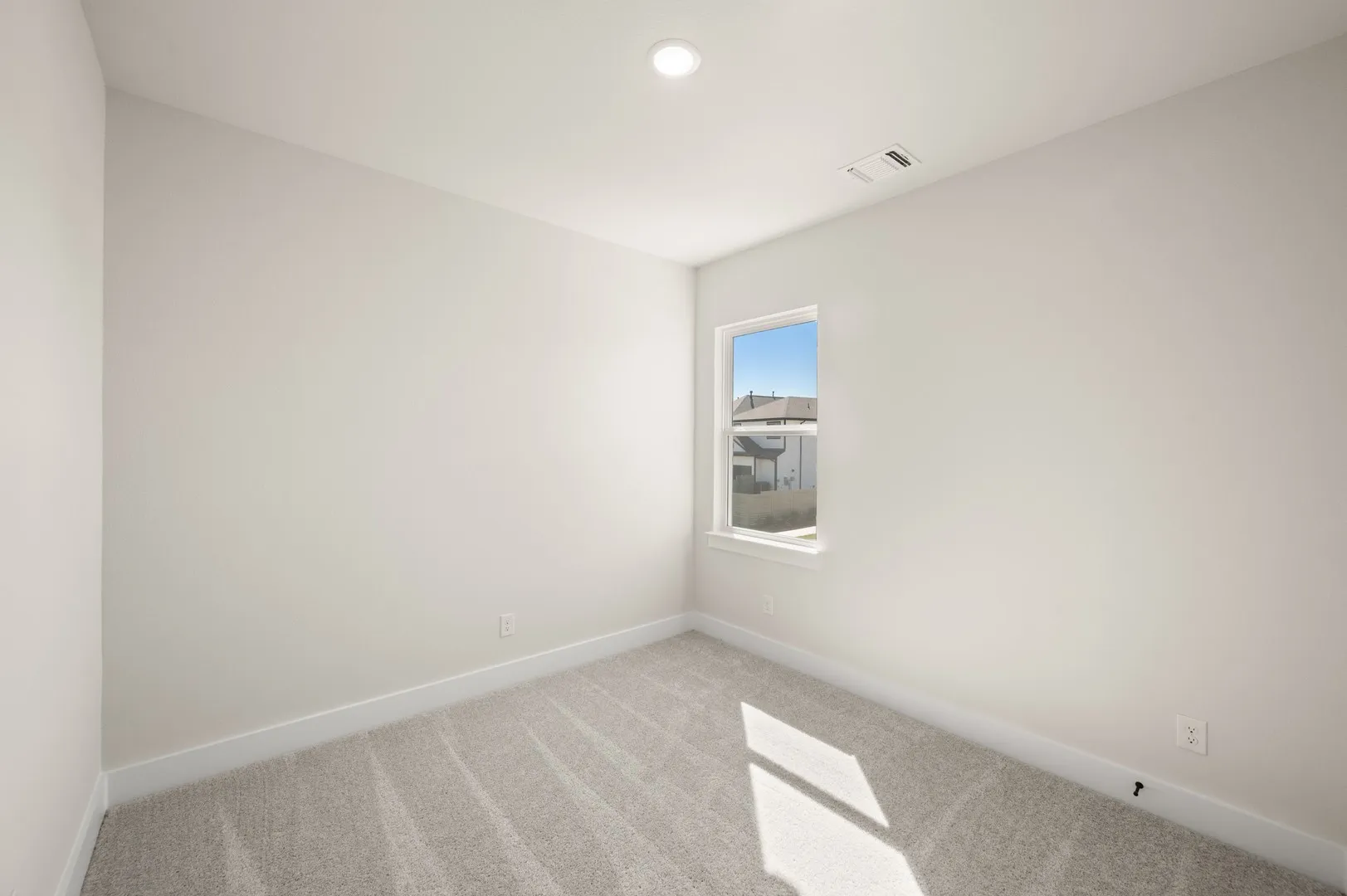 1601 Laurel- Bedroom-1