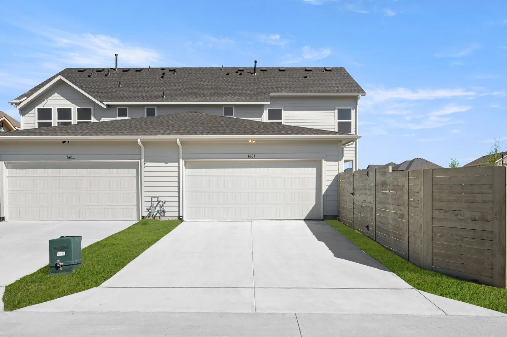 1601 Laurel- Back-3