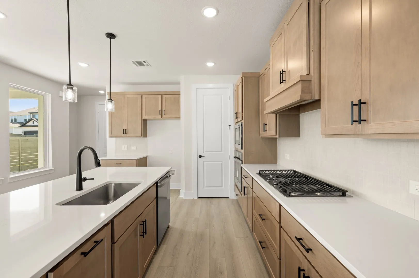 1601 Laurel- Kitchen-3