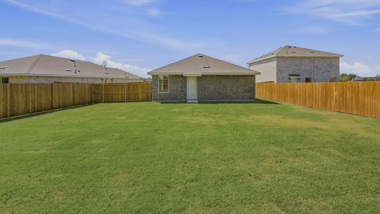 Single Family Residence For Sale in Fannin County , 1919 Glory Drive, Bonham, Texas 75418, 3 Bedroom, 2 Bathroom, 2 Garage spaces, 1,211 Sqft, built in 2026, New Construction - Incomplete, mls#21218931, Real Estate Agent in Bonham, Homes For Sale in Fannin county, Homes For Sale in Bonham, Realtor in Bonham Texas, Real Estate Brokerage Independent Realty Texas, Luminita Cordes Realtor