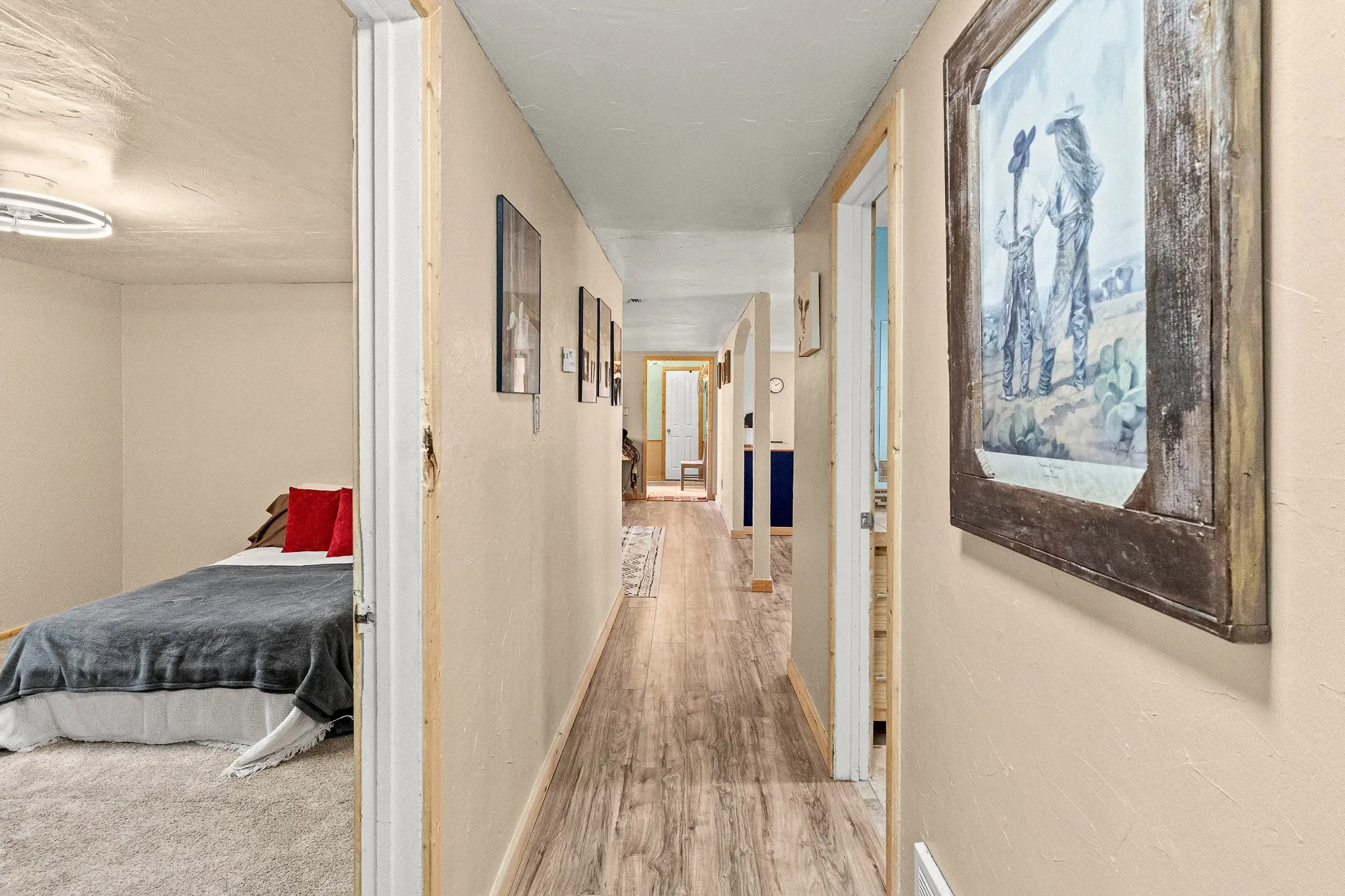 Single Family Residence For Sale in Parker County , 108 Paige Street, Weatherford, Texas 76088, 3 Bedroom, 2 Bathroom, 2 Garage spaces, 1,749 Sqft, built in 1984, Preowned, mls#21216477, Real Estate Agent in Weatherford, Homes For Sale in Parker county, Homes For Sale in Weatherford, Realtor in Weatherford Texas, Real Estate Brokerage Independent Realty Texas, Luminita Cordes Realtor