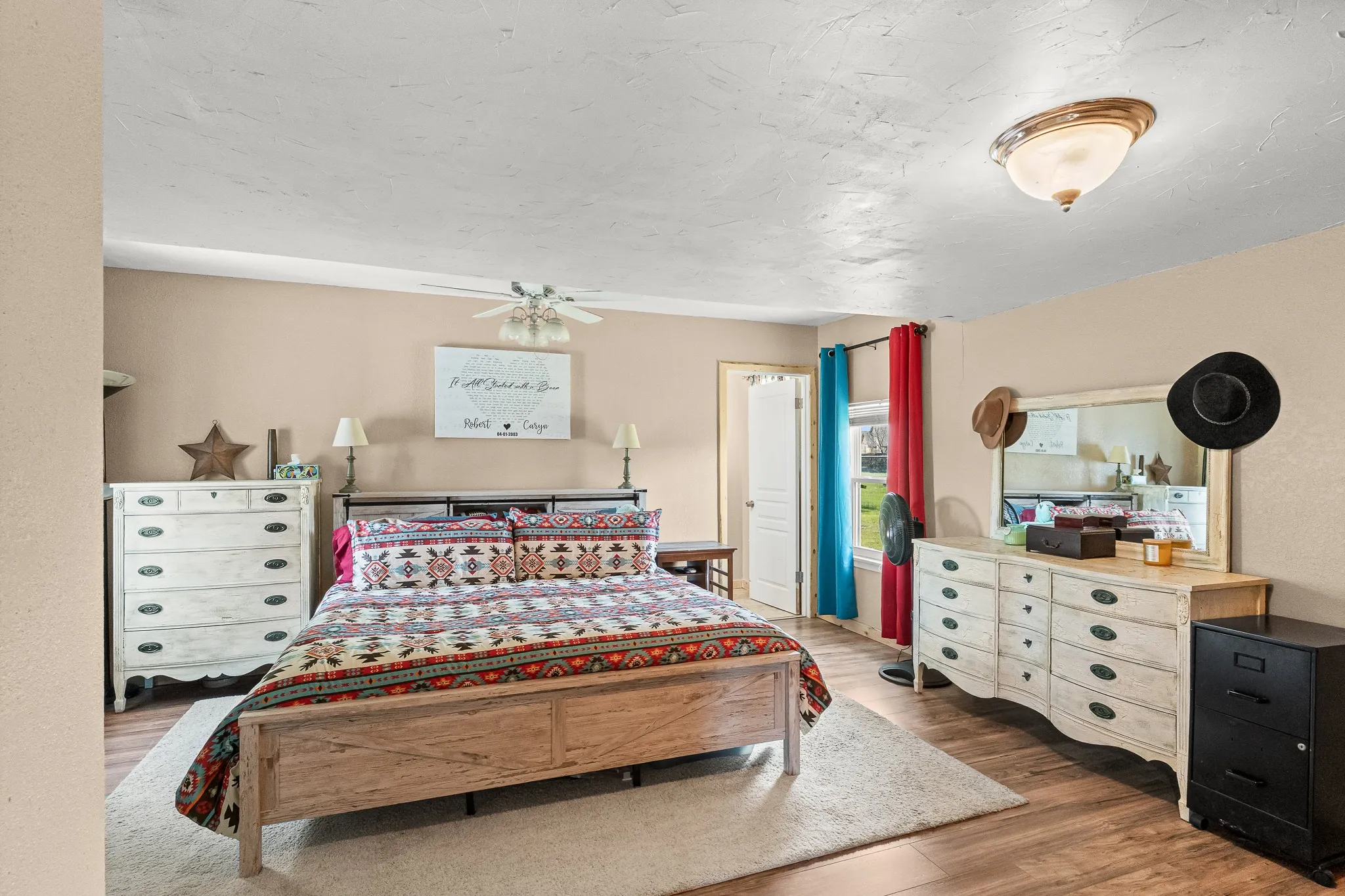 Single Family Residence For Sale in Parker County , 108 Paige Street, Weatherford, Texas 76088, 3 Bedroom, 2 Bathroom, 2 Garage spaces, 1,749 Sqft, built in 1984, Preowned, mls#21216477, Real Estate Agent in Weatherford, Homes For Sale in Parker county, Homes For Sale in Weatherford, Realtor in Weatherford Texas, Real Estate Brokerage Independent Realty Texas, Luminita Cordes Realtor