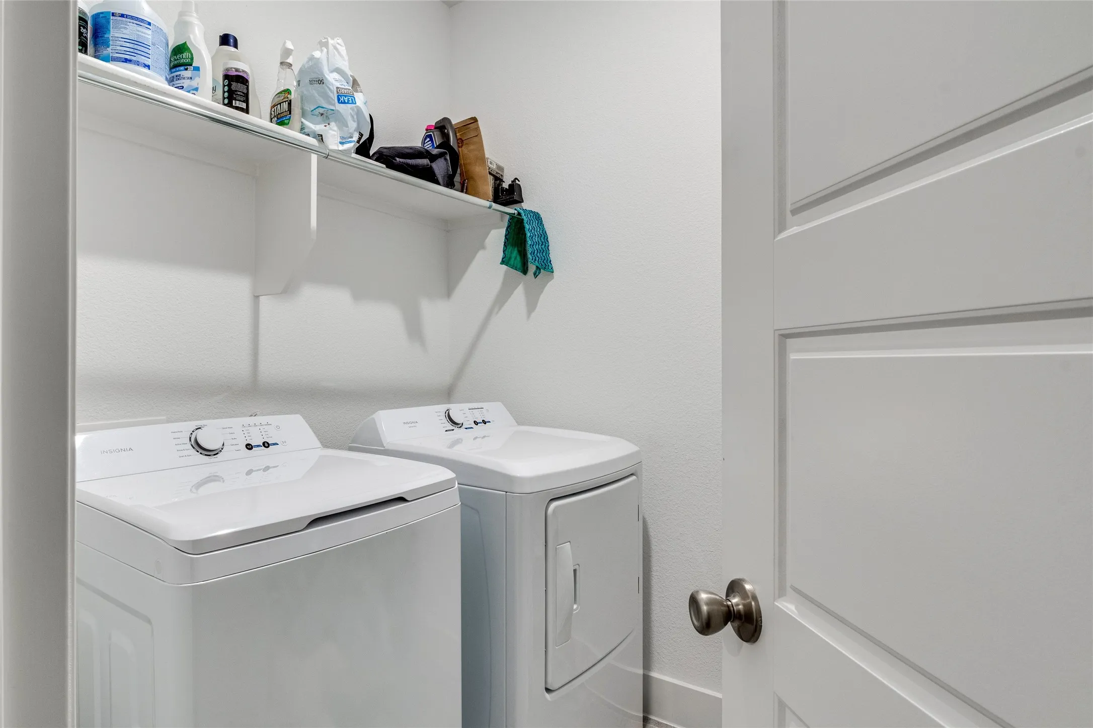 Single Family Residence For Sale in Collin County , 704 Wycliffe Drive, Celina, Texas 75009, 4 Bedroom, 3 Bathroom, 2 Garage spaces, 2,330 Sqft, built in 2021, mls#21218956, Real Estate Agent in Celina, Homes For Sale in Collin county, Homes For Sale in Celina, Realtor in Celina Texas, Real Estate Brokerage Independent Realty Texas, Luminita Cordes Realtor