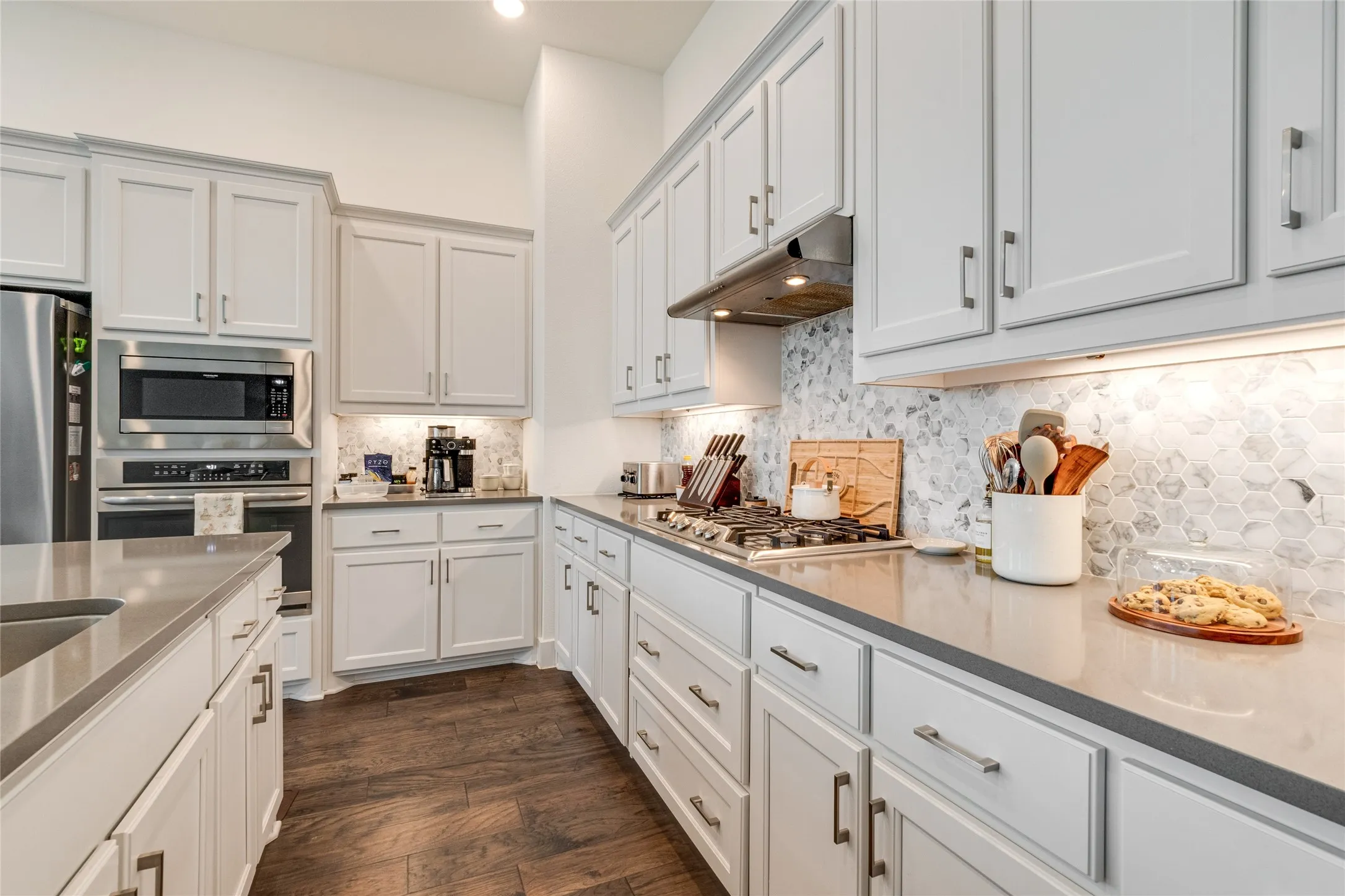 Single Family Residence For Sale in Collin County , 704 Wycliffe Drive, Celina, Texas 75009, 4 Bedroom, 3 Bathroom, 2 Garage spaces, 2,330 Sqft, built in 2021, mls#21218956, Real Estate Agent in Celina, Homes For Sale in Collin county, Homes For Sale in Celina, Realtor in Celina Texas, Real Estate Brokerage Independent Realty Texas, Luminita Cordes Realtor
