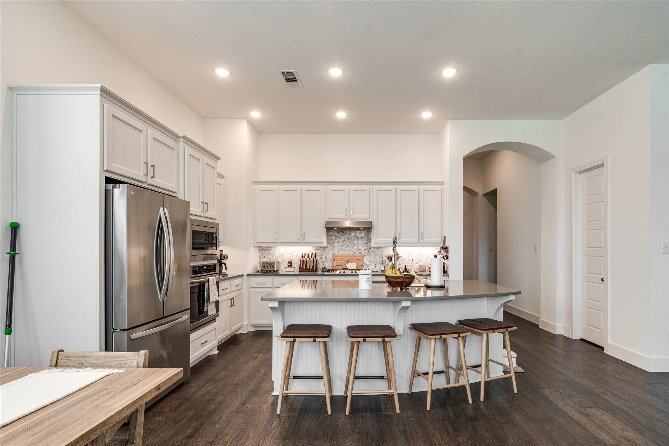 Single Family Residence For Sale in Collin County , 704 Wycliffe Drive, Celina, Texas 75009, 4 Bedroom, 3 Bathroom, 2 Garage spaces, 2,330 Sqft, built in 2021, mls#21218956, Real Estate Agent in Celina, Homes For Sale in Collin county, Homes For Sale in Celina, Realtor in Celina Texas, Real Estate Brokerage Independent Realty Texas, Luminita Cordes Realtor