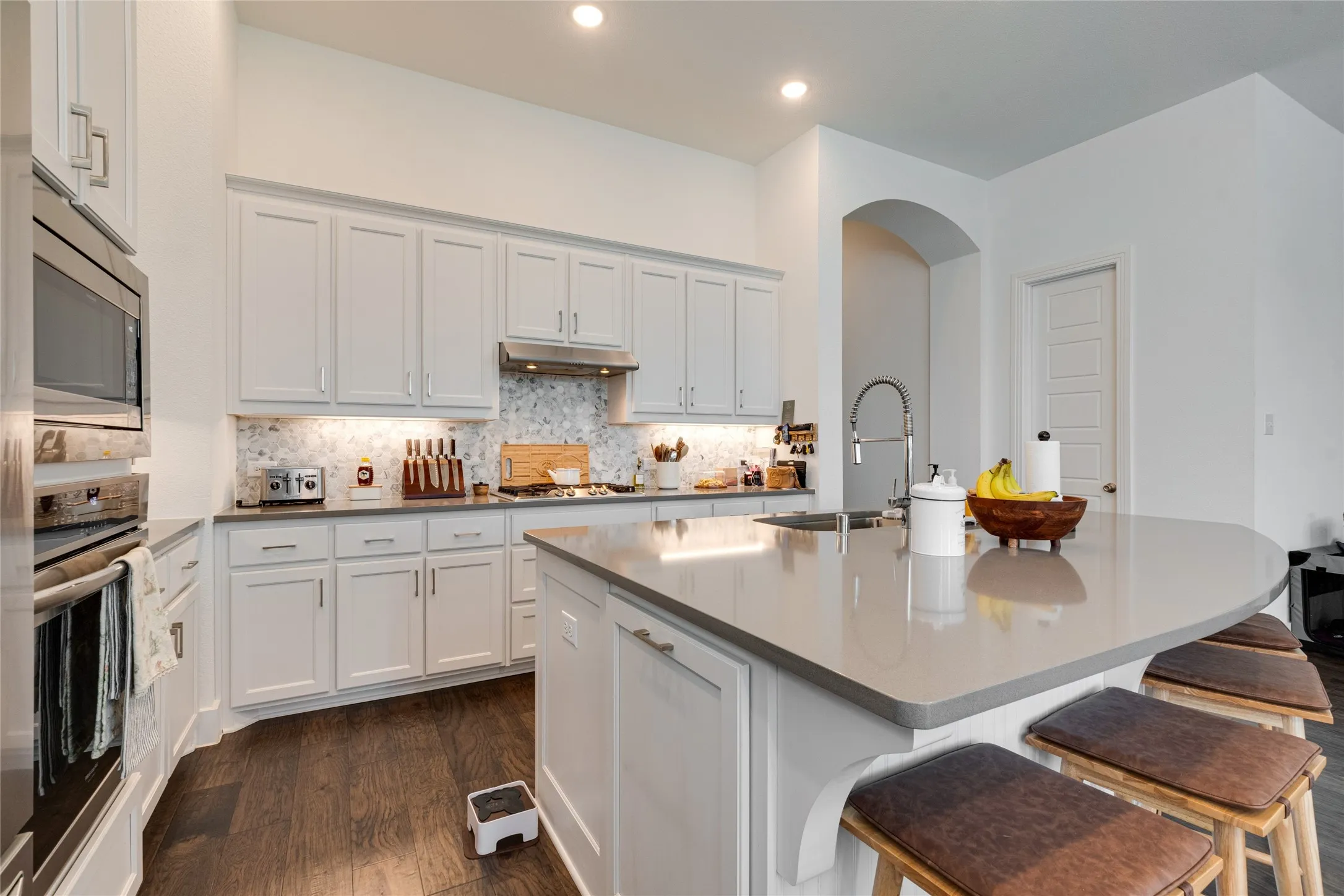 Single Family Residence For Sale in Collin County , 704 Wycliffe Drive, Celina, Texas 75009, 4 Bedroom, 3 Bathroom, 2 Garage spaces, 2,330 Sqft, built in 2021, mls#21218956, Real Estate Agent in Celina, Homes For Sale in Collin county, Homes For Sale in Celina, Realtor in Celina Texas, Real Estate Brokerage Independent Realty Texas, Luminita Cordes Realtor