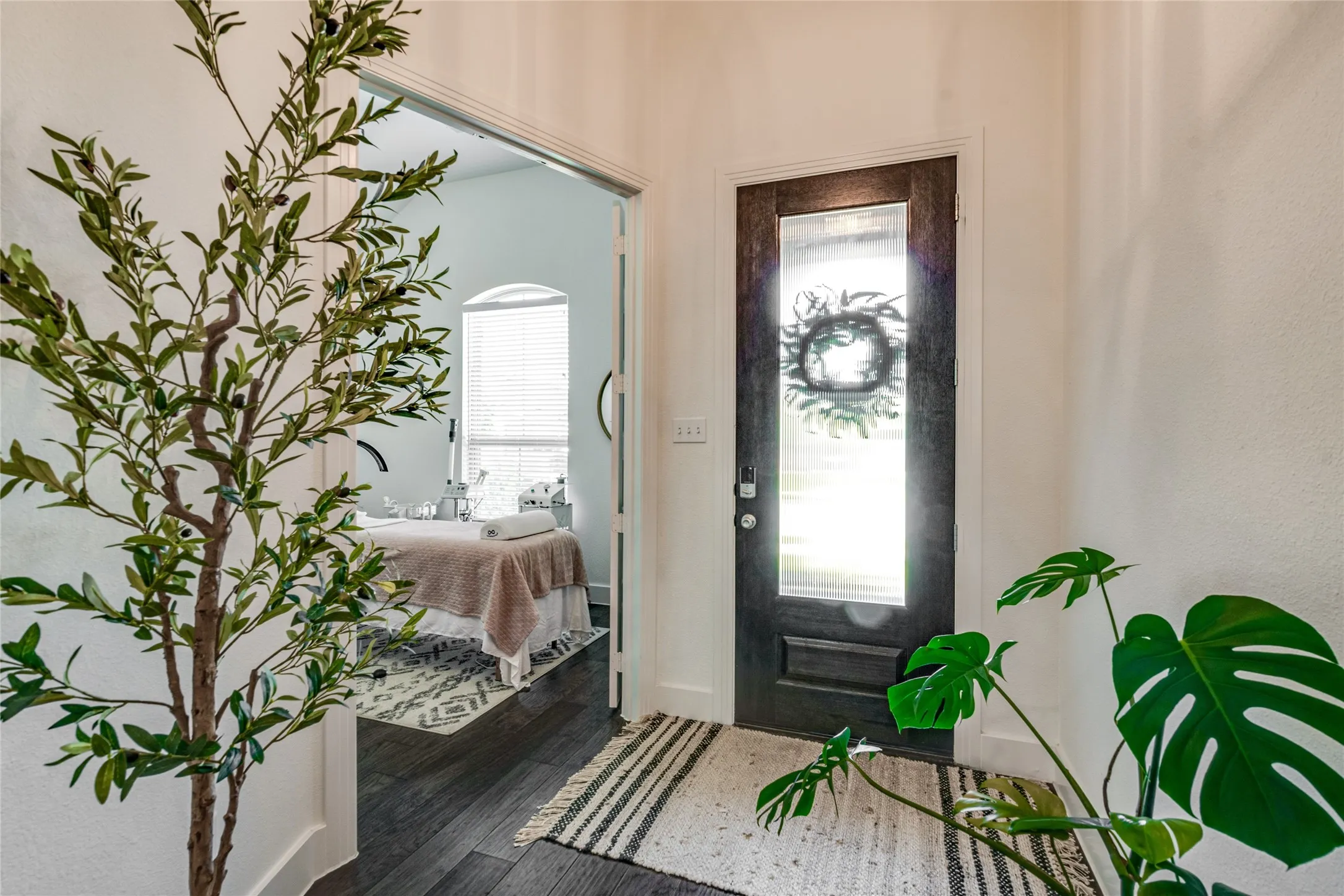 Single Family Residence For Sale in Collin County , 704 Wycliffe Drive, Celina, Texas 75009, 4 Bedroom, 3 Bathroom, 2 Garage spaces, 2,330 Sqft, built in 2021, mls#21218956, Real Estate Agent in Celina, Homes For Sale in Collin county, Homes For Sale in Celina, Realtor in Celina Texas, Real Estate Brokerage Independent Realty Texas, Luminita Cordes Realtor