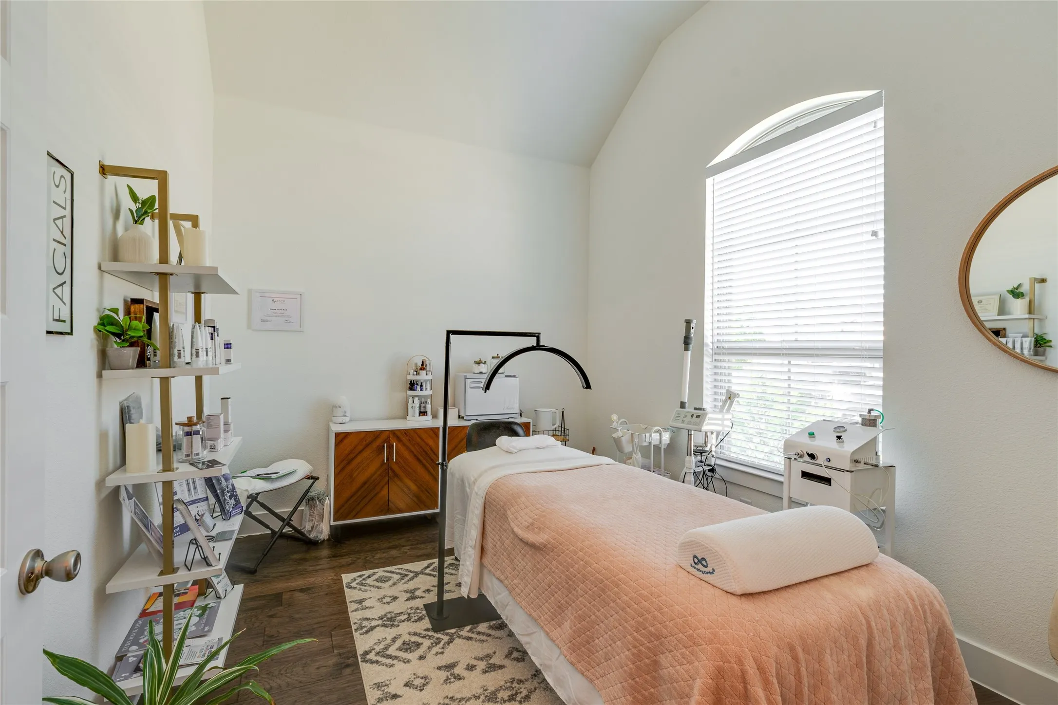 Single Family Residence For Sale in Collin County , 704 Wycliffe Drive, Celina, Texas 75009, 4 Bedroom, 3 Bathroom, 2 Garage spaces, 2,330 Sqft, built in 2021, mls#21218956, Real Estate Agent in Celina, Homes For Sale in Collin county, Homes For Sale in Celina, Realtor in Celina Texas, Real Estate Brokerage Independent Realty Texas, Luminita Cordes Realtor