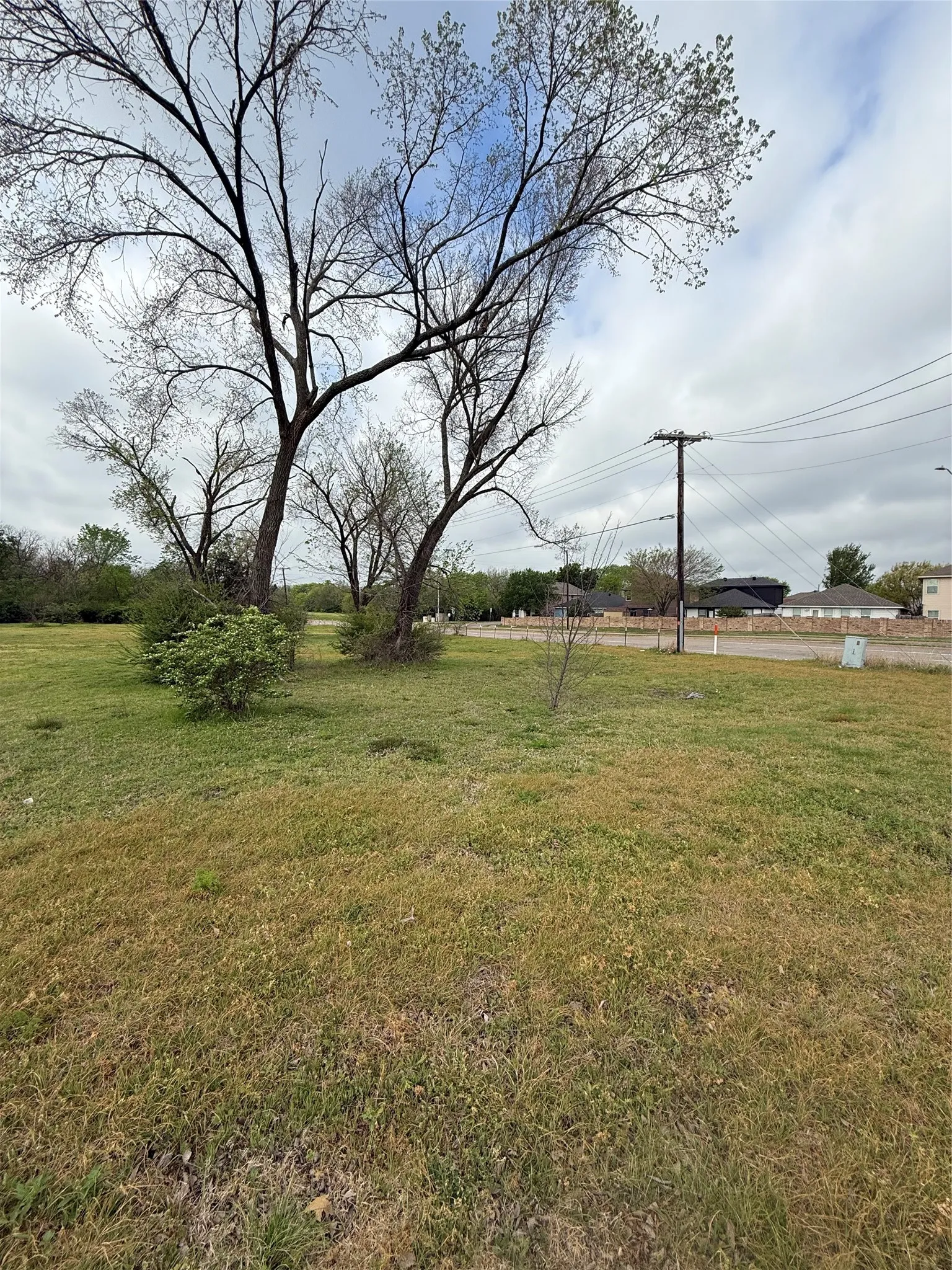 Unimproved Land For Sale in Dallas County , 3401 S Sam Houston Road, Dallas, Texas 75227, 0, 0, Garage spaces, 0 Sqft, built in 0, mls#21218684, Real Estate Agent in Dallas, Homes For Sale in Dallas county, Homes For Sale in Dallas, Realtor in Dallas Texas, Real Estate Brokerage Independent Realty Texas, Luminita Cordes Realtor
