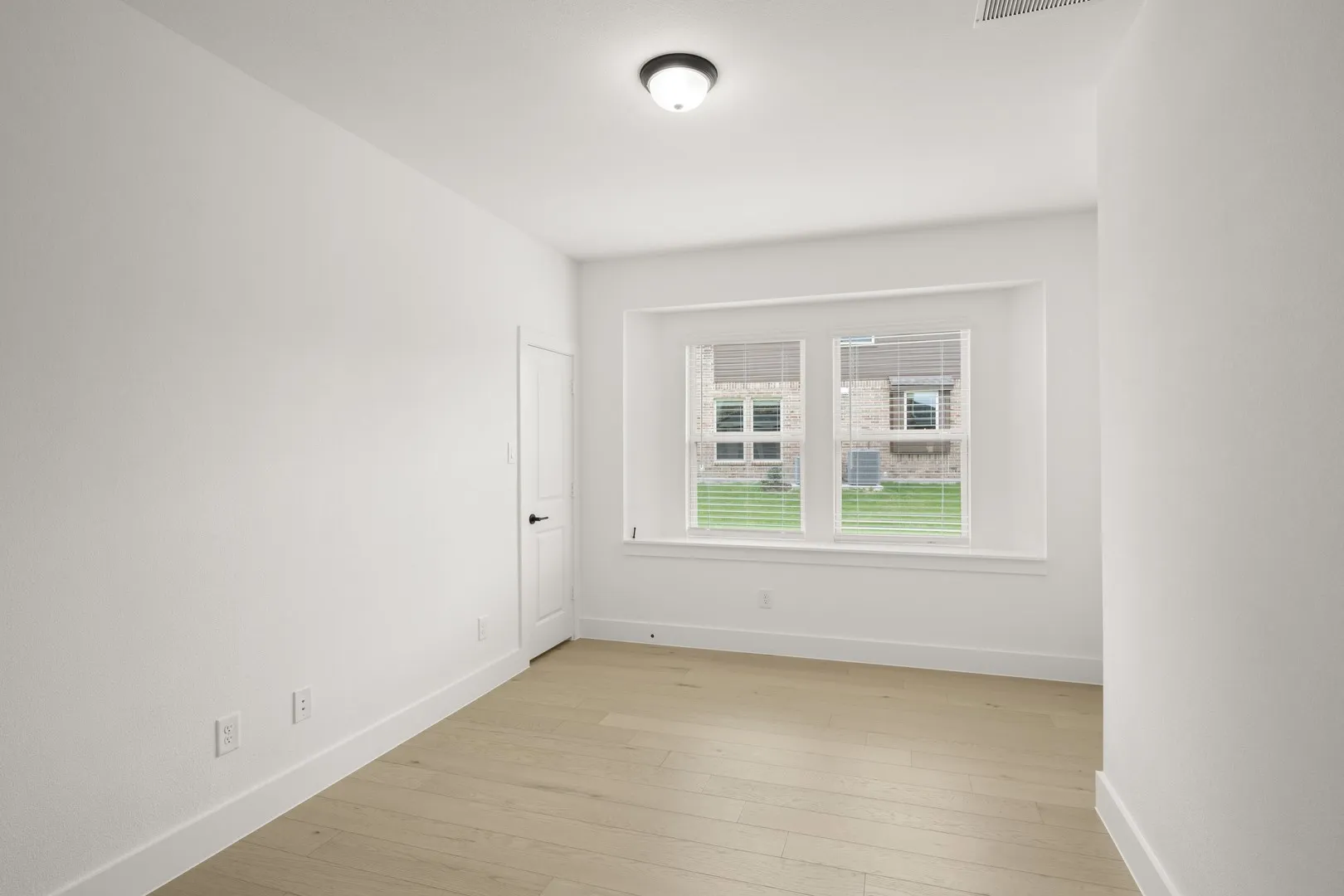 1001 Hidden Lake- Study-1
