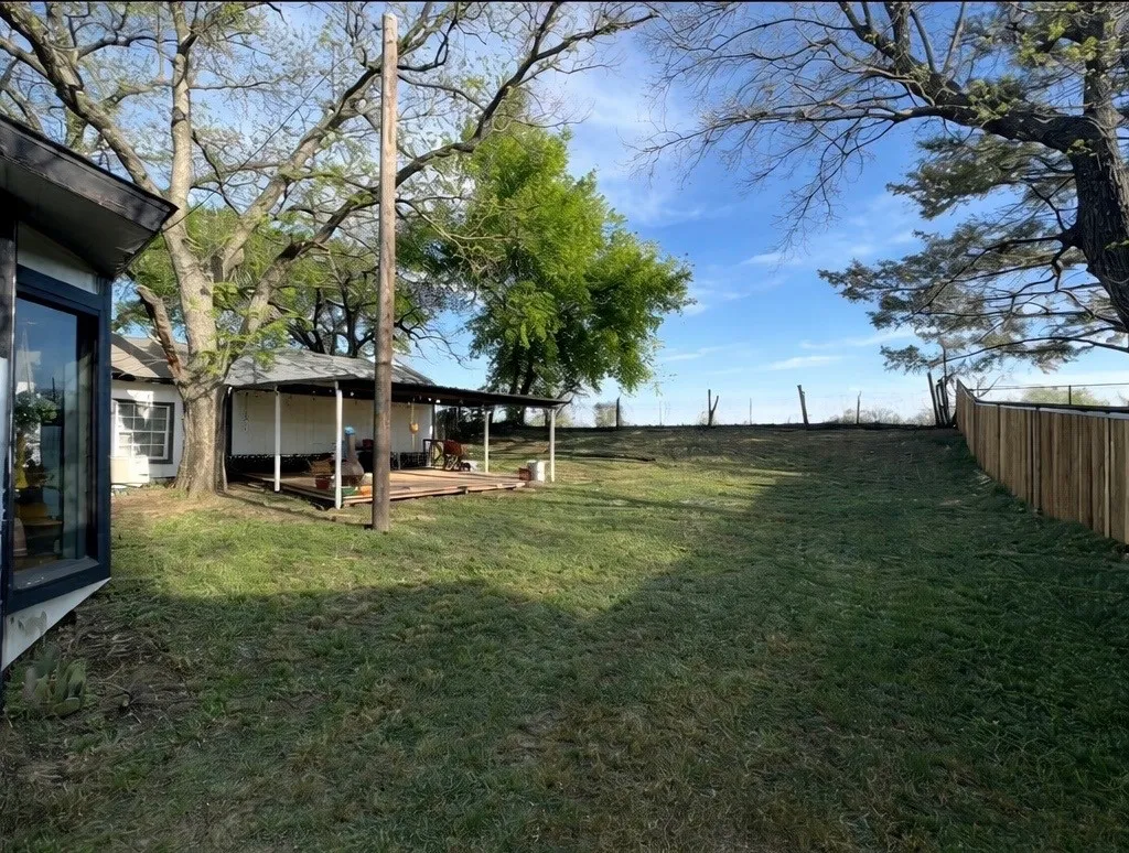 Single Family Residence For Sale in Parker County , 440 Hillcroft Drive, Weatherford, Texas 76087, 3 Bedrooms, 2 Bathrooms, Garage spaces, 1,390 Sqft, built in 1984, Price $255,000, mls#21219058, Real Estate Agent in Weatherford, Homes For Sale in Parker county, Homes For Sale in Weatherford, Realtor in Weatherford Texas, Real Estate Brokerage Independent Realty Texas, Luminita Cordes Realtor