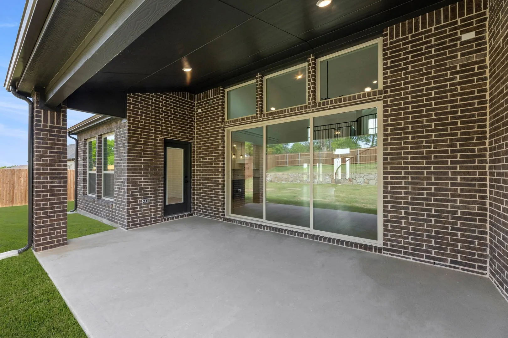 1115 Willow Lake-Patio-1