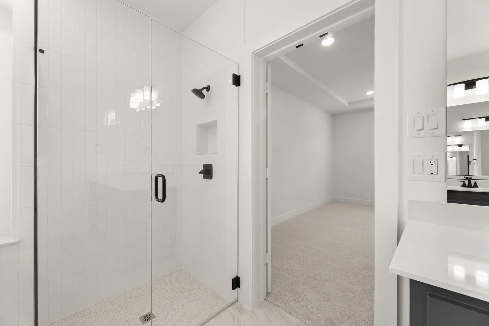 1115 Willow Lake-Primary Suite-5