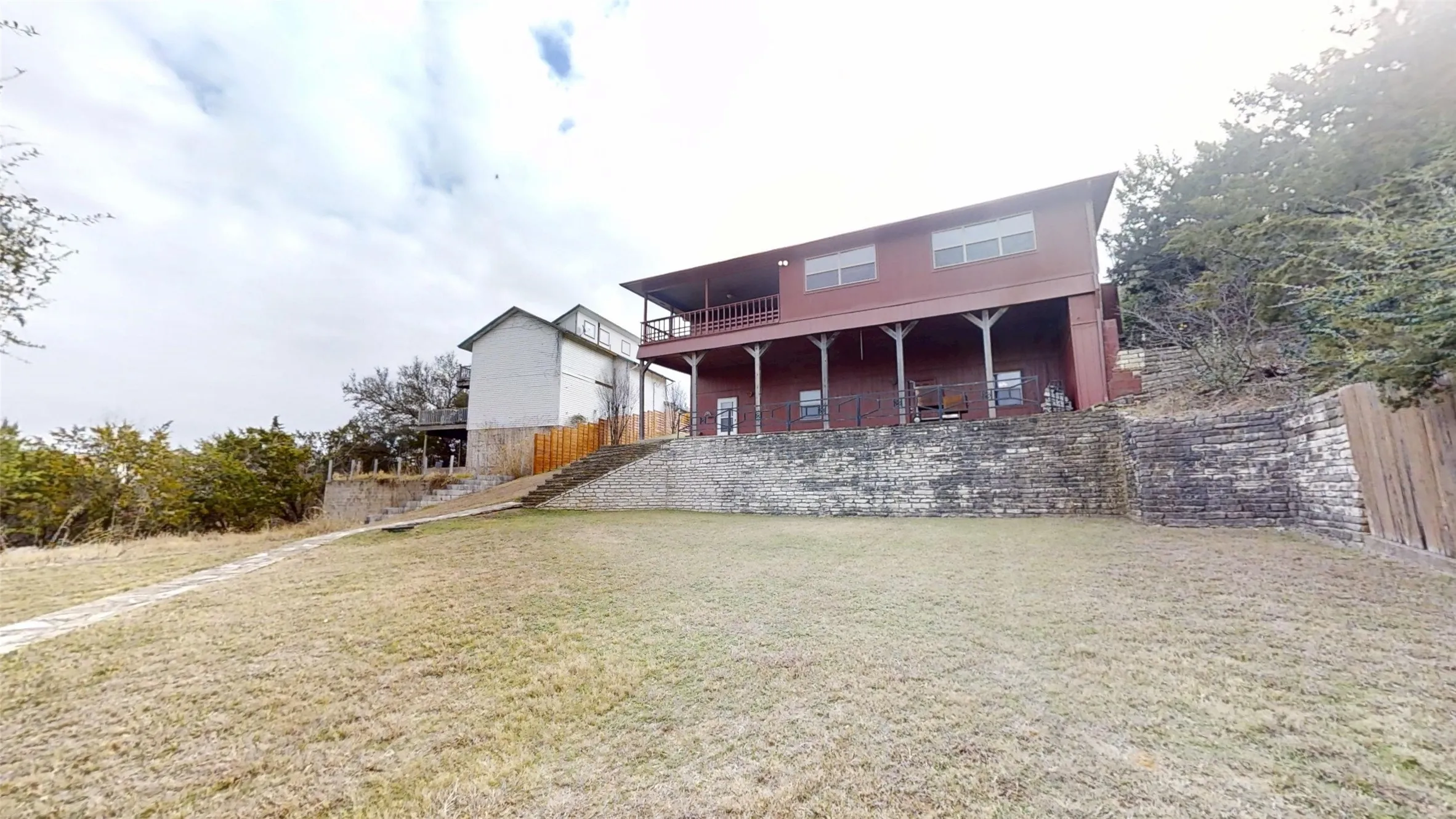 Single Family Residence For Sale in Hood County , 4601 Steepleridge Trail, Granbury, Texas 76048, 3 Bedroom, 3 Bathroom, 2 Garage spaces, 2,510 Sqft, built in 1998, Preowned, mls#21219064, Real Estate Agent in Granbury, Homes For Sale in Hood county, Homes For Sale in Granbury, Realtor in Granbury Texas, Real Estate Brokerage Independent Realty Texas, Luminita Cordes Realtor