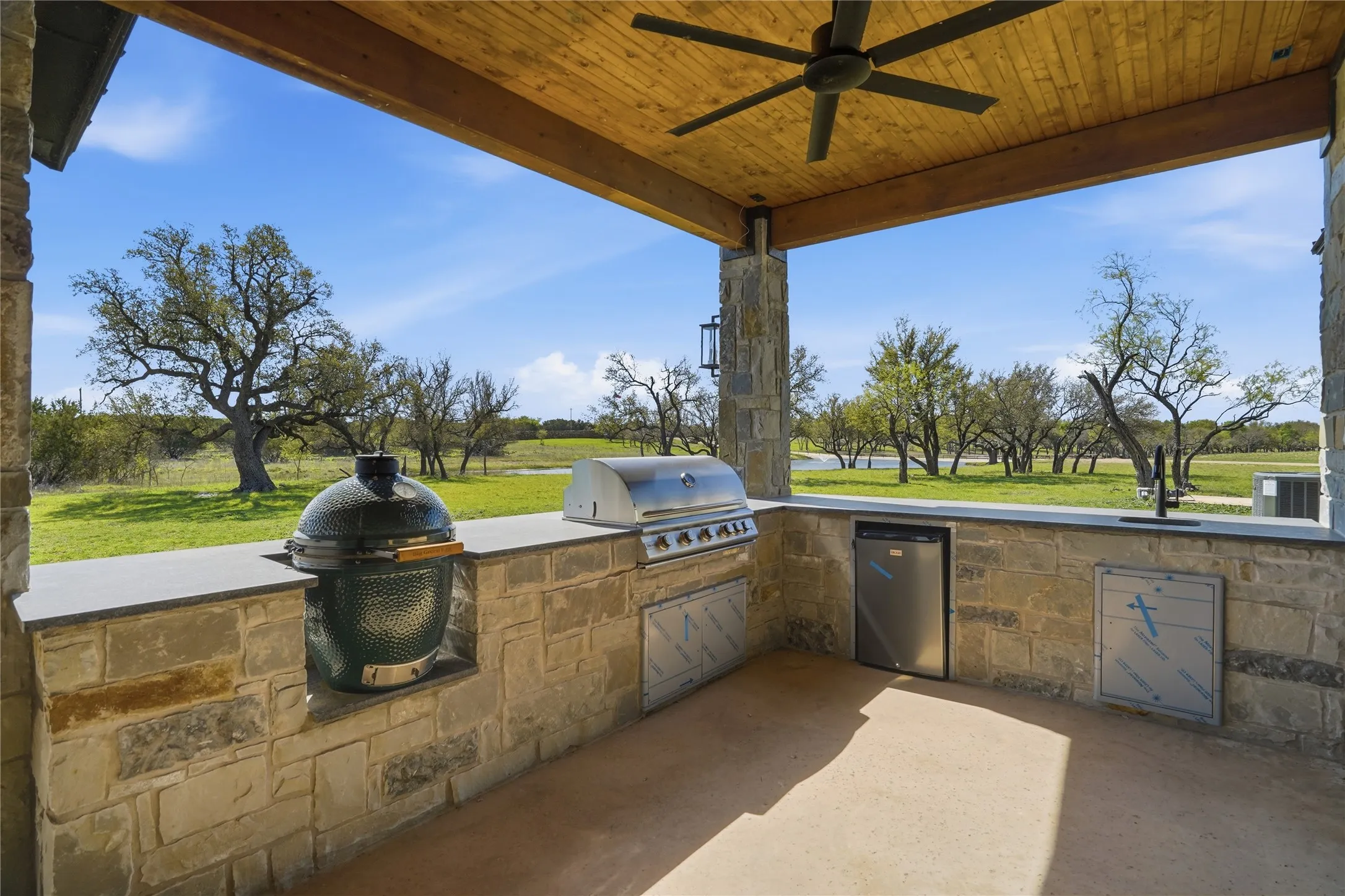 Single Family Residence For Sale in Palo Pinto County , 1010 Ranger Ridge Way, Strawn, Texas 76478, 3 Bedroom, 4 Bathroom, Garage spaces, 3,297 Sqft, built in 2025, New Construction - Complete, mls#21218498, Real Estate Agent in Strawn, Homes For Sale in Palo Pinto county, Homes For Sale in Strawn, Realtor in Strawn Texas, Real Estate Brokerage Independent Realty Texas, Luminita Cordes Realtor