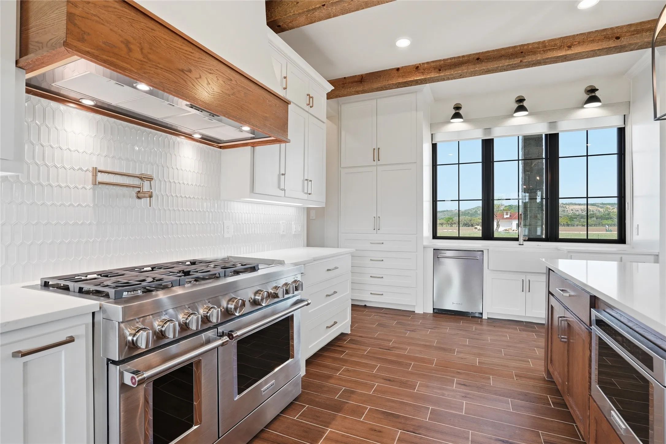 Single Family Residence For Sale in Palo Pinto County , 1010 Ranger Ridge Way, Strawn, Texas 76478, 3 Bedroom, 4 Bathroom, Garage spaces, 3,297 Sqft, built in 2025, New Construction - Complete, mls#21218498, Real Estate Agent in Strawn, Homes For Sale in Palo Pinto county, Homes For Sale in Strawn, Realtor in Strawn Texas, Real Estate Brokerage Independent Realty Texas, Luminita Cordes Realtor