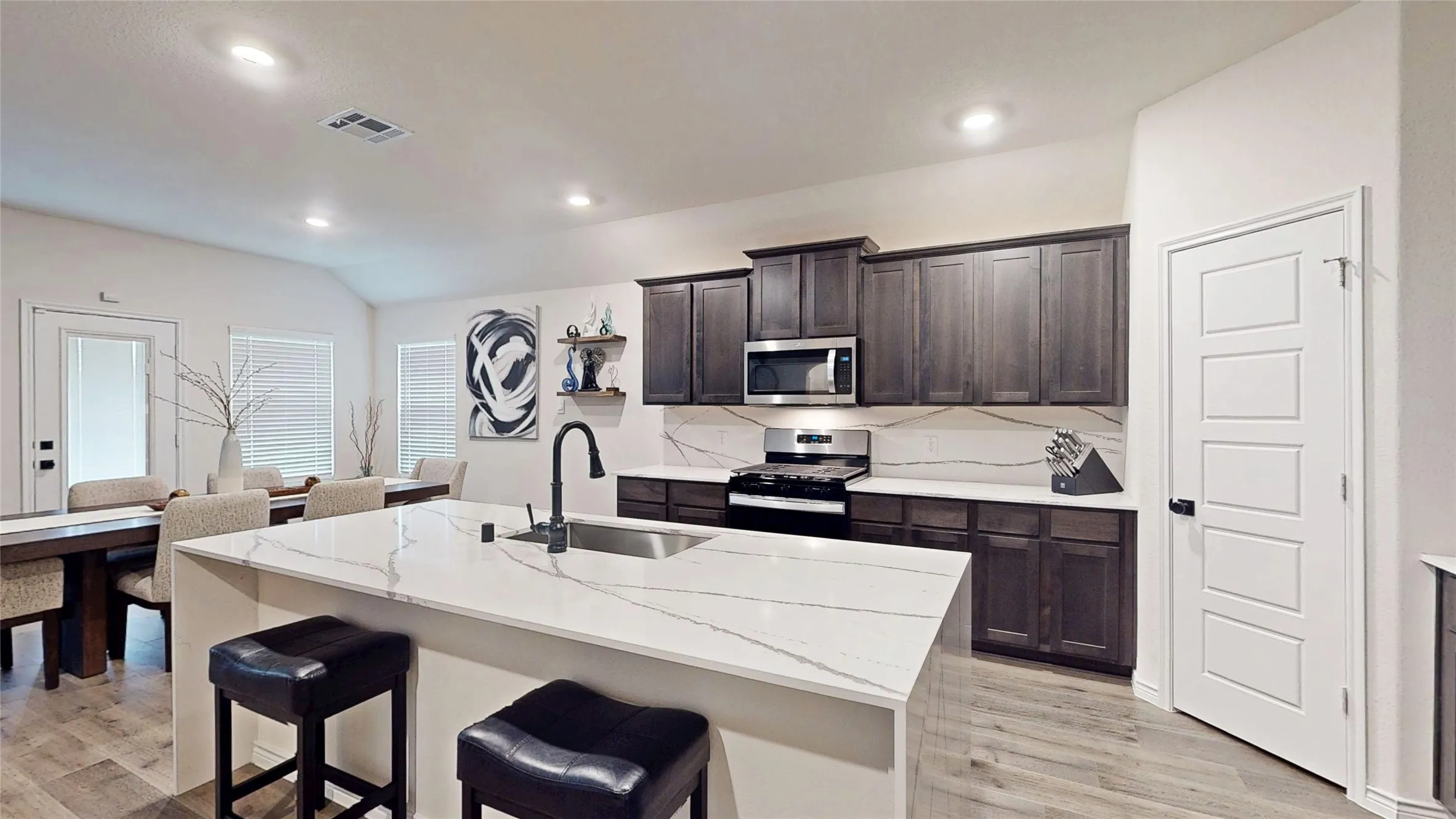 Single Family Residence For Sale in Collin County , 2101 Camellia Street, Princeton, Texas 75407, 4 Bedroom, 2 Bathroom, 2 Garage spaces, 2,036 Sqft, built in 2023, Preowned, mls#21218967, Real Estate Agent in Princeton, Homes For Sale in Collin county, Homes For Sale in Princeton, Realtor in Princeton Texas, Real Estate Brokerage Independent Realty Texas, Luminita Cordes Realtor