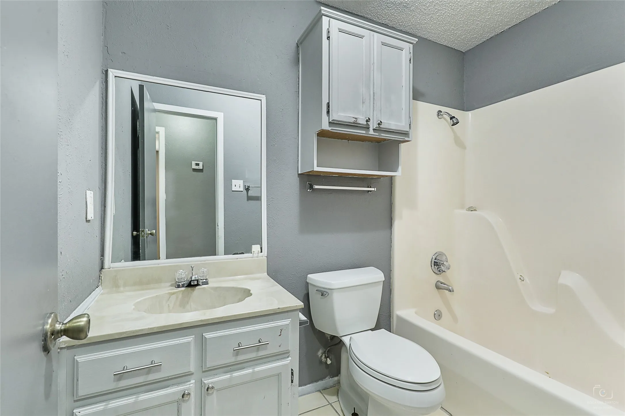 Duplex For Sale in Dallas County , 7506 Amherst Drive A & B, Rowlett, Texas 75088, 6 Bedroom, 4 Bathroom, 2 Garage spaces, 0 Sqft, built in 1984, Preowned, Price $459,900, mls#21218914, Real Estate Agent in Rowlett, Homes For Sale in Dallas county, Homes For Sale in Rowlett, Realtor in Rowlett Texas, Real Estate Brokerage Independent Realty Texas, Luminita Cordes Realtor