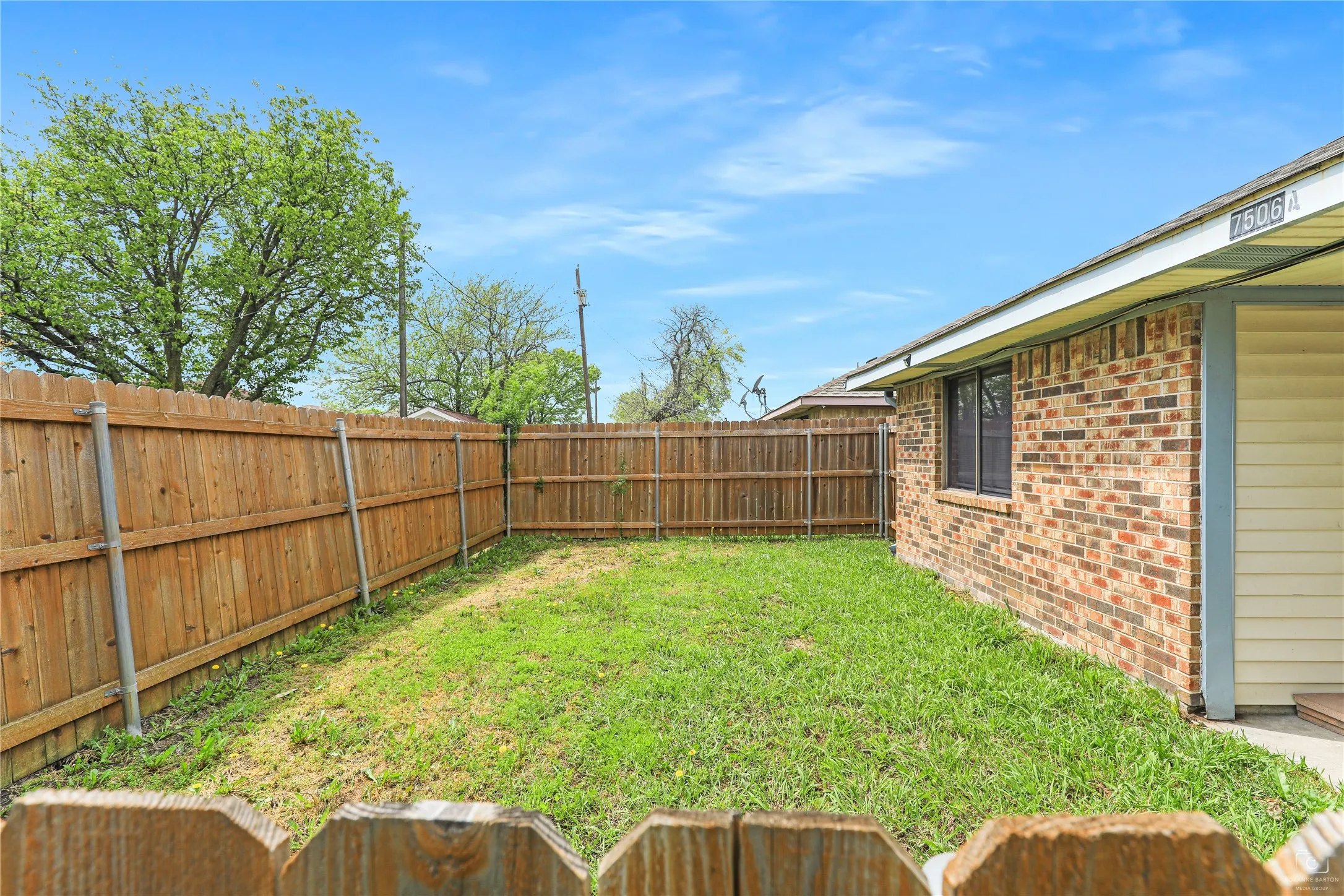 Duplex For Sale in Dallas County , 7506 Amherst Drive A & B, Rowlett, Texas 75088, 6 Bedroom, 4 Bathroom, 2 Garage spaces, 0 Sqft, built in 1984, Preowned, Price $459,900, mls#21218914, Real Estate Agent in Rowlett, Homes For Sale in Dallas county, Homes For Sale in Rowlett, Realtor in Rowlett Texas, Real Estate Brokerage Independent Realty Texas, Luminita Cordes Realtor