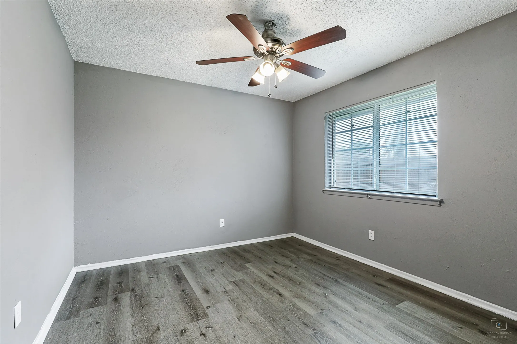 Duplex For Sale in Dallas County , 7506 Amherst Drive A & B, Rowlett, Texas 75088, 6 Bedroom, 4 Bathroom, 2 Garage spaces, 0 Sqft, built in 1984, Preowned, Price $459,900, mls#21218914, Real Estate Agent in Rowlett, Homes For Sale in Dallas county, Homes For Sale in Rowlett, Realtor in Rowlett Texas, Real Estate Brokerage Independent Realty Texas, Luminita Cordes Realtor
