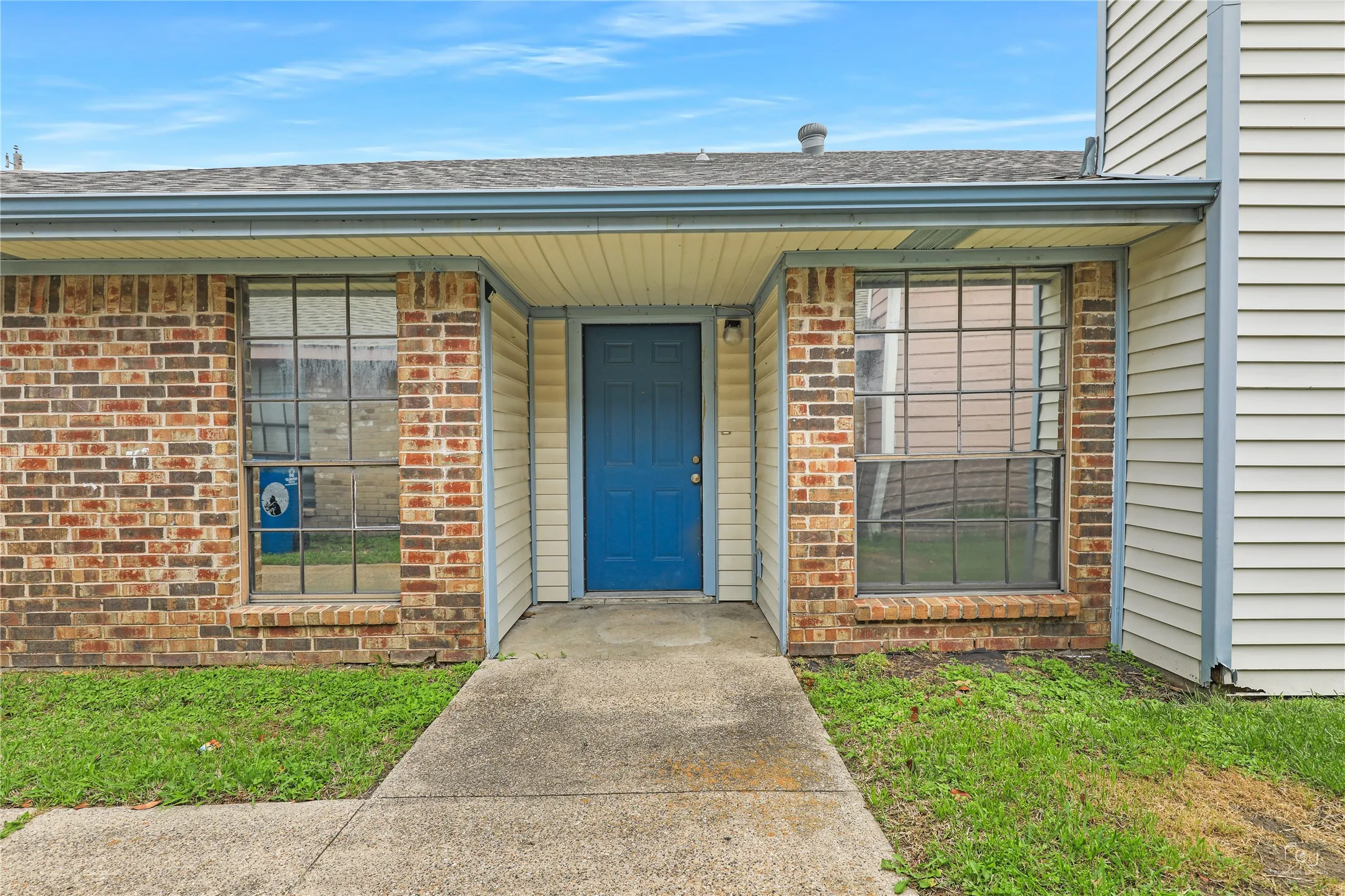 Duplex For Sale in Dallas County , 7506 Amherst Drive A & B, Rowlett, Texas 75088, 6 Bedroom, 4 Bathroom, 2 Garage spaces, 0 Sqft, built in 1984, Preowned, Price $459,900, mls#21218914, Real Estate Agent in Rowlett, Homes For Sale in Dallas county, Homes For Sale in Rowlett, Realtor in Rowlett Texas, Real Estate Brokerage Independent Realty Texas, Luminita Cordes Realtor