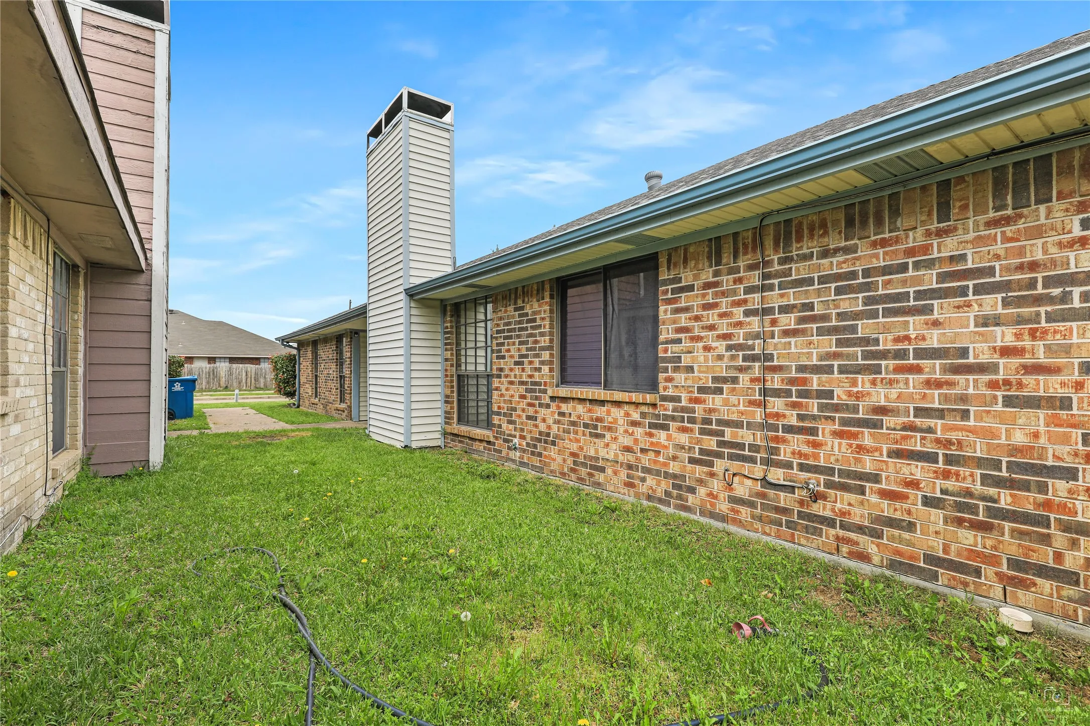 Duplex For Sale in Dallas County , 7506 Amherst Drive A & B, Rowlett, Texas 75088, 6 Bedroom, 4 Bathroom, 2 Garage spaces, 0 Sqft, built in 1984, Preowned, Price $459,900, mls#21218914, Real Estate Agent in Rowlett, Homes For Sale in Dallas county, Homes For Sale in Rowlett, Realtor in Rowlett Texas, Real Estate Brokerage Independent Realty Texas, Luminita Cordes Realtor
