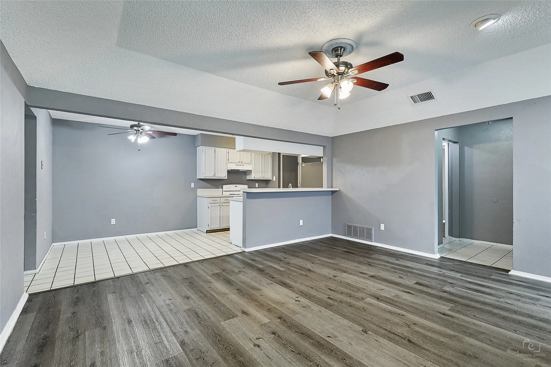 Duplex For Sale in Dallas County , 7506 Amherst Drive A & B, Rowlett, Texas 75088, 6 Bedroom, 4 Bathroom, 2 Garage spaces, 0 Sqft, built in 1984, Preowned, Price $459,900, mls#21218914, Real Estate Agent in Rowlett, Homes For Sale in Dallas county, Homes For Sale in Rowlett, Realtor in Rowlett Texas, Real Estate Brokerage Independent Realty Texas, Luminita Cordes Realtor