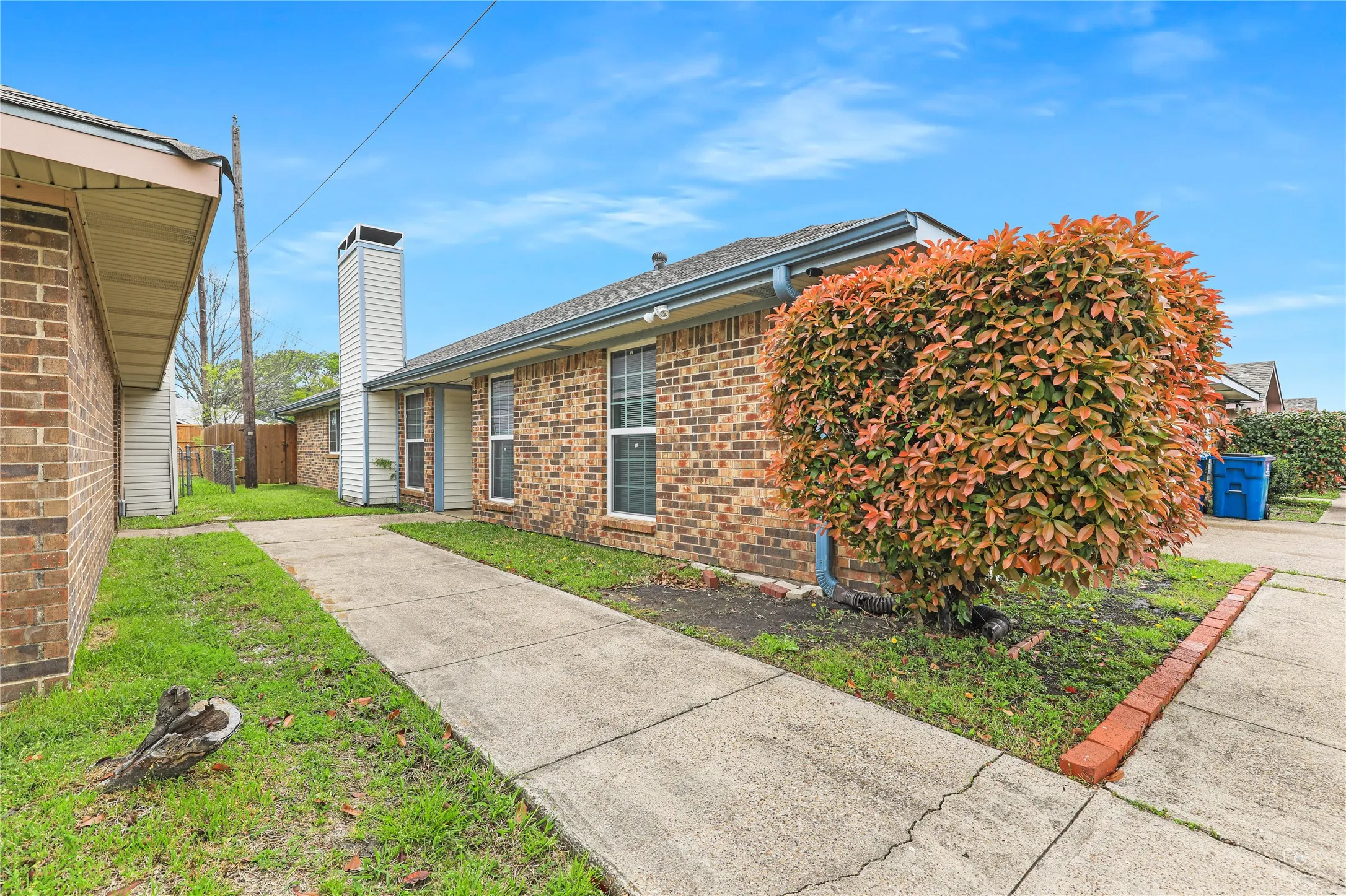 Duplex For Sale in Dallas County , 7506 Amherst Drive A & B, Rowlett, Texas 75088, 6 Bedroom, 4 Bathroom, 2 Garage spaces, 0 Sqft, built in 1984, Preowned, Price $459,900, mls#21218914, Real Estate Agent in Rowlett, Homes For Sale in Dallas county, Homes For Sale in Rowlett, Realtor in Rowlett Texas, Real Estate Brokerage Independent Realty Texas, Luminita Cordes Realtor