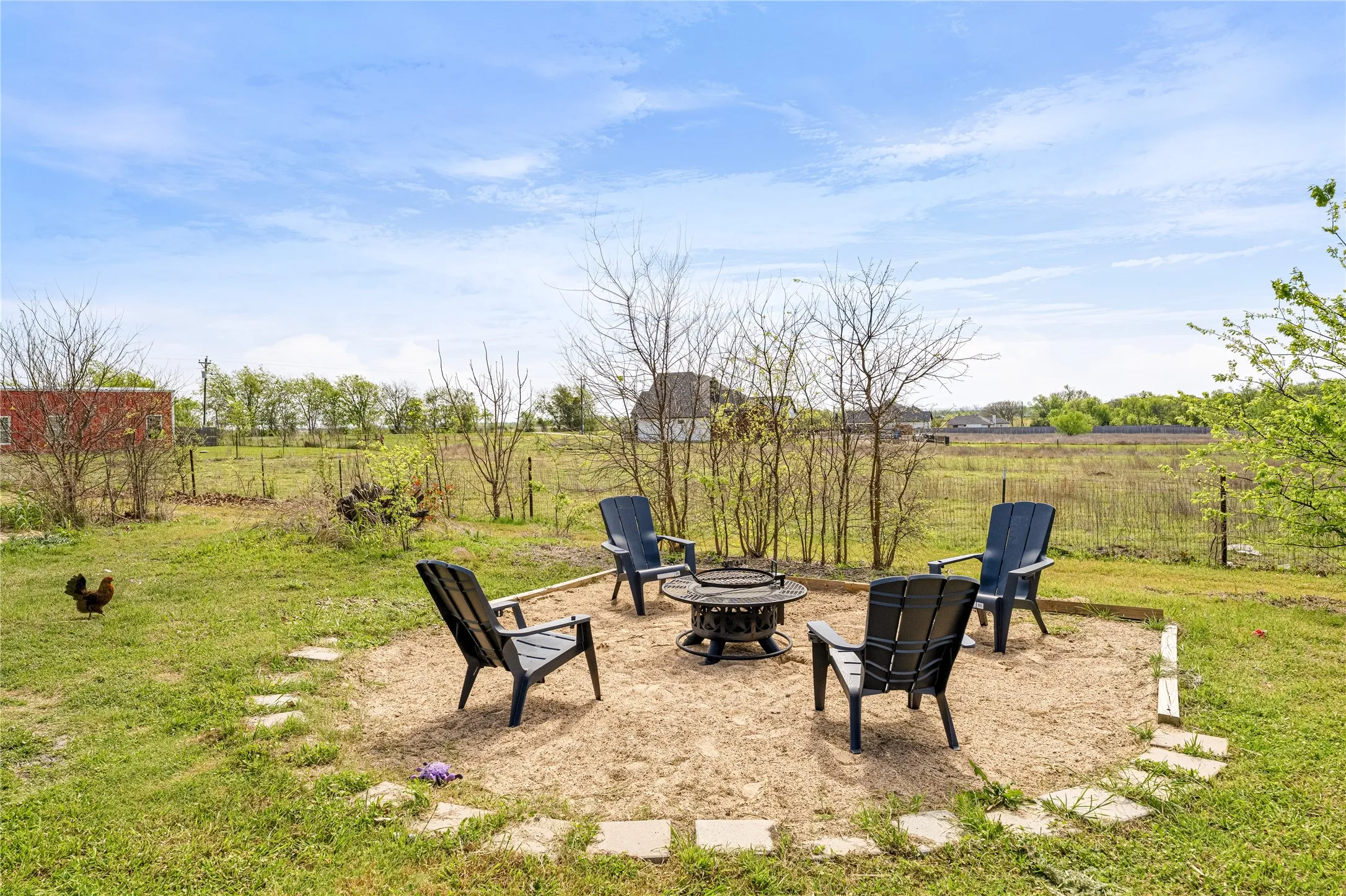 Single Family Residence For Sale in Mc Lennan County , 2566 Southwinds Drive, Lorena, Texas 76655, 4 Bedroom, 3 Bathroom, Garage spaces, 2,910 Sqft, built in 1983, mls#21215092, Real Estate Agent in Lorena, Homes For Sale in Mc Lennan county, Homes For Sale in Lorena, Realtor in Lorena Texas, Real Estate Brokerage Independent Realty Texas, Luminita Cordes Realtor