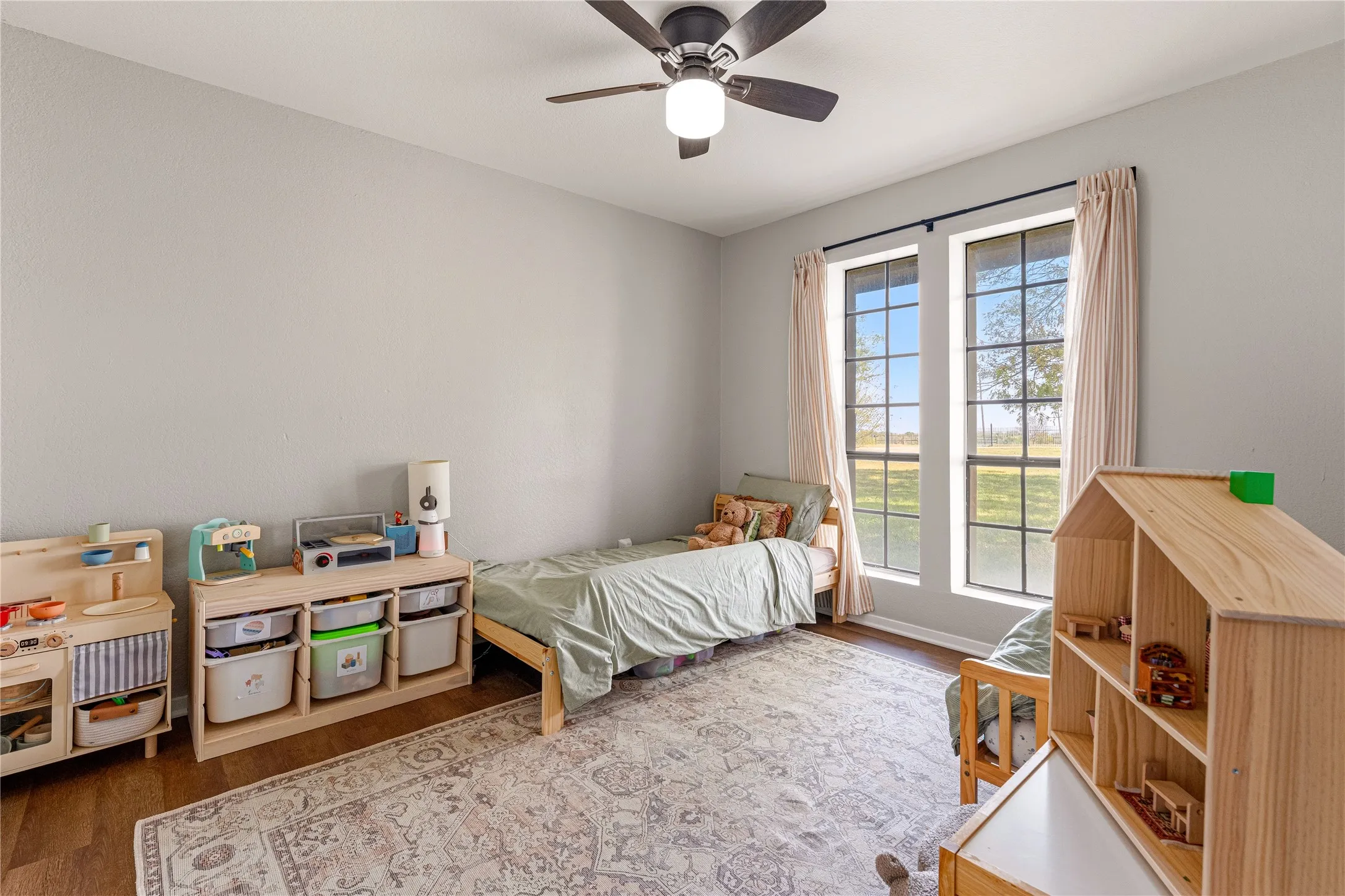 Single Family Residence For Sale in Mc Lennan County , 2566 Southwinds Drive, Lorena, Texas 76655, 4 Bedroom, 3 Bathroom, Garage spaces, 2,910 Sqft, built in 1983, mls#21215092, Real Estate Agent in Lorena, Homes For Sale in Mc Lennan county, Homes For Sale in Lorena, Realtor in Lorena Texas, Real Estate Brokerage Independent Realty Texas, Luminita Cordes Realtor
