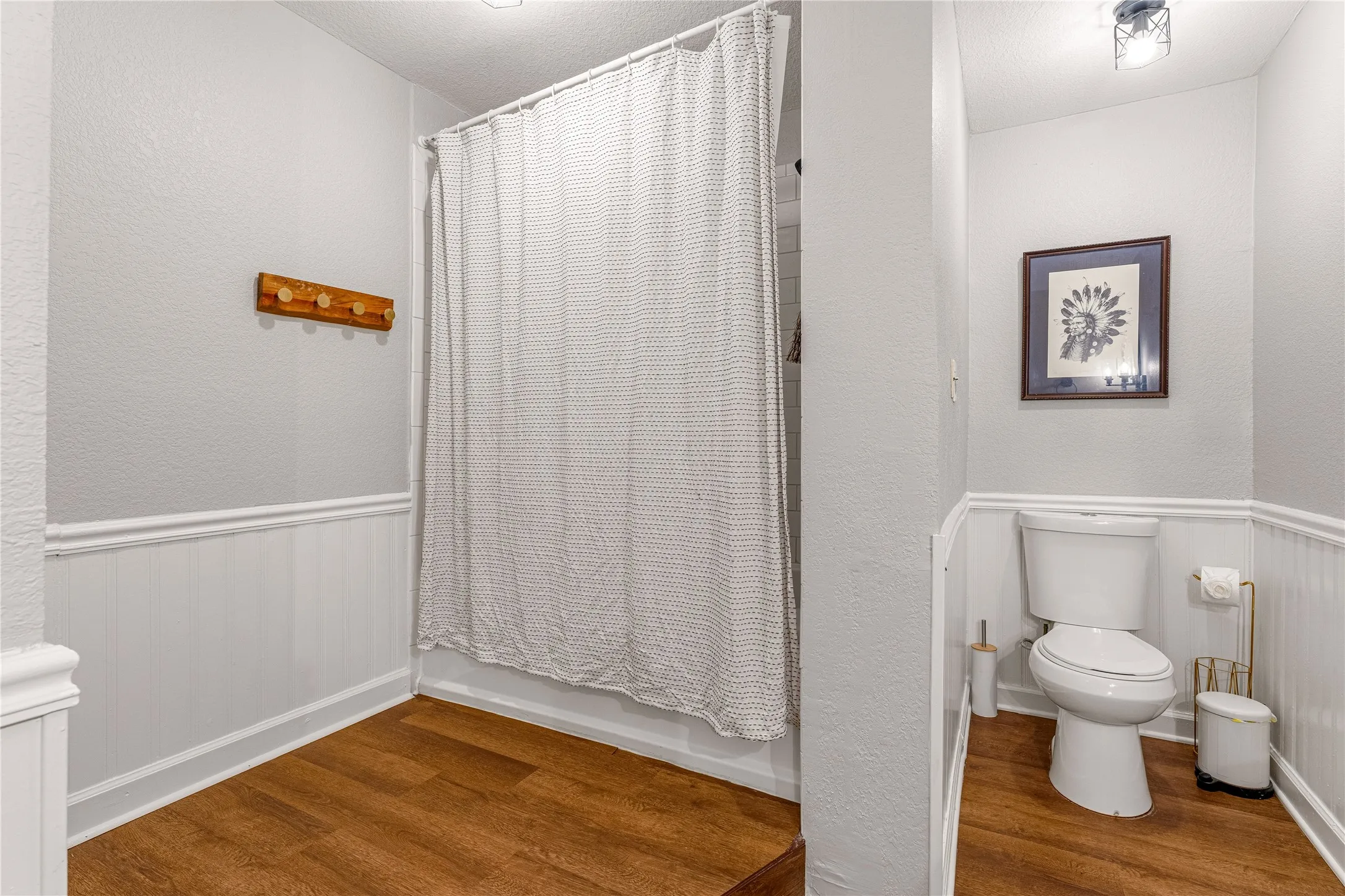 Single Family Residence For Sale in Mc Lennan County , 2566 Southwinds Drive, Lorena, Texas 76655, 4 Bedroom, 3 Bathroom, Garage spaces, 2,910 Sqft, built in 1983, mls#21215092, Real Estate Agent in Lorena, Homes For Sale in Mc Lennan county, Homes For Sale in Lorena, Realtor in Lorena Texas, Real Estate Brokerage Independent Realty Texas, Luminita Cordes Realtor