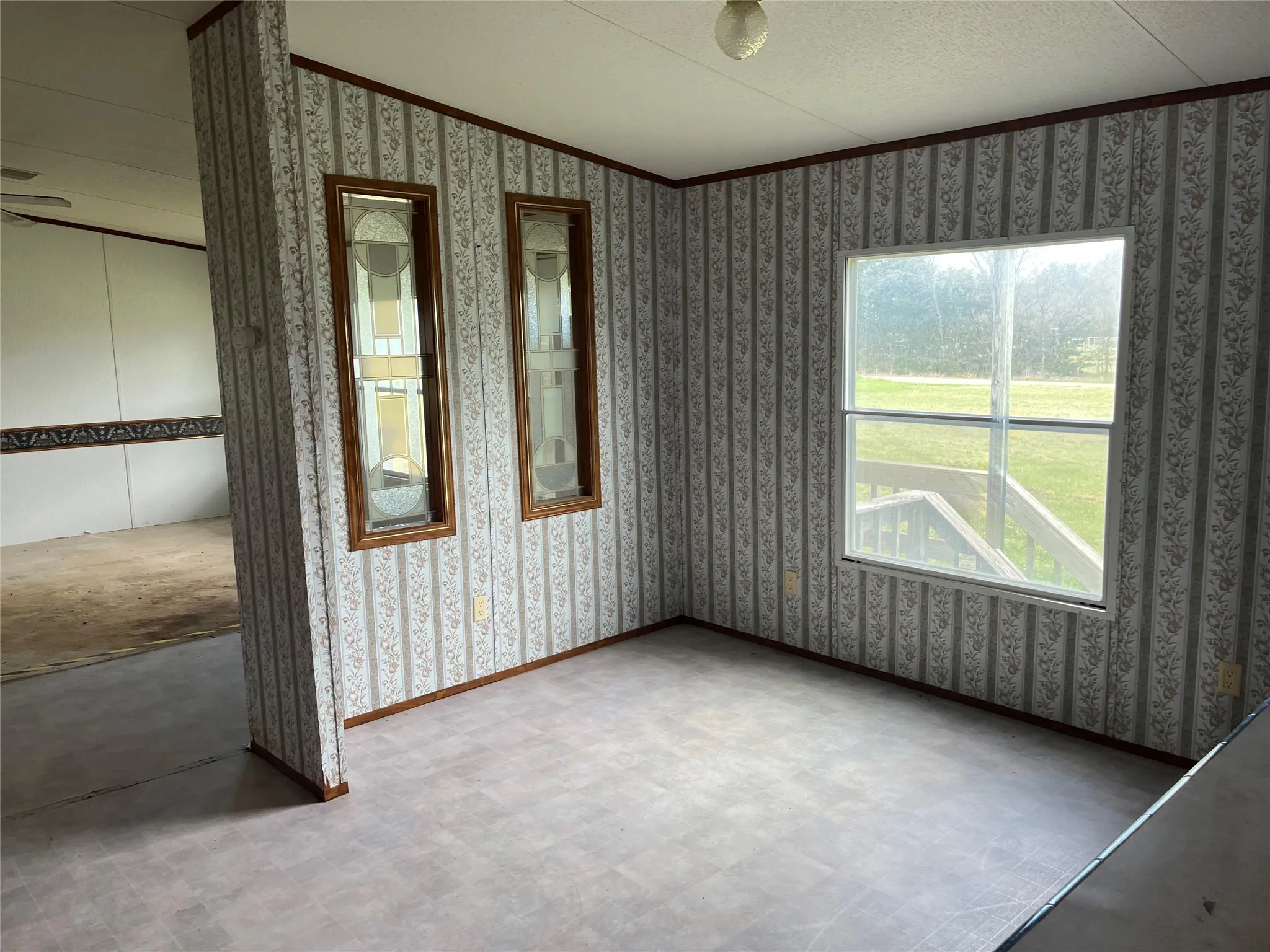 Manufactured Home For Sale in Grayson County , 193 Gun Club Road, Denison, Texas 75021, 3 Bedroom, 2 Bathroom, Garage spaces, 1,410 Sqft, built in 2000, Preowned, mls#21219136, Real Estate Agent in Denison, Homes For Sale in Grayson county, Homes For Sale in Denison, Realtor in Denison Texas, Real Estate Brokerage Independent Realty Texas, Luminita Cordes Realtor