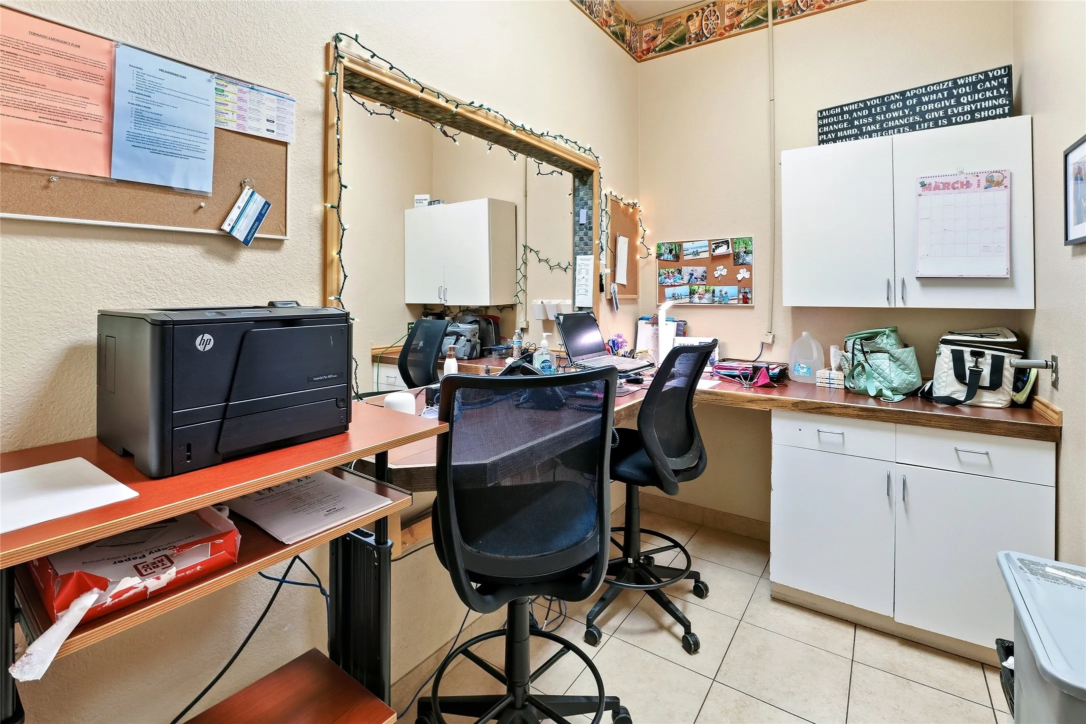 Office For Sale in Kaufman County , 1011 W Grove Street, Kaufman, Texas 75142, 0, 0, Garage spaces, 0 Sqft, built in 2004, Preowned, mls#21211063, Real Estate Agent in Kaufman, Homes For Sale in Kaufman county, Homes For Sale in Kaufman, Realtor in Kaufman Texas, Real Estate Brokerage Independent Realty Texas, Luminita Cordes Realtor