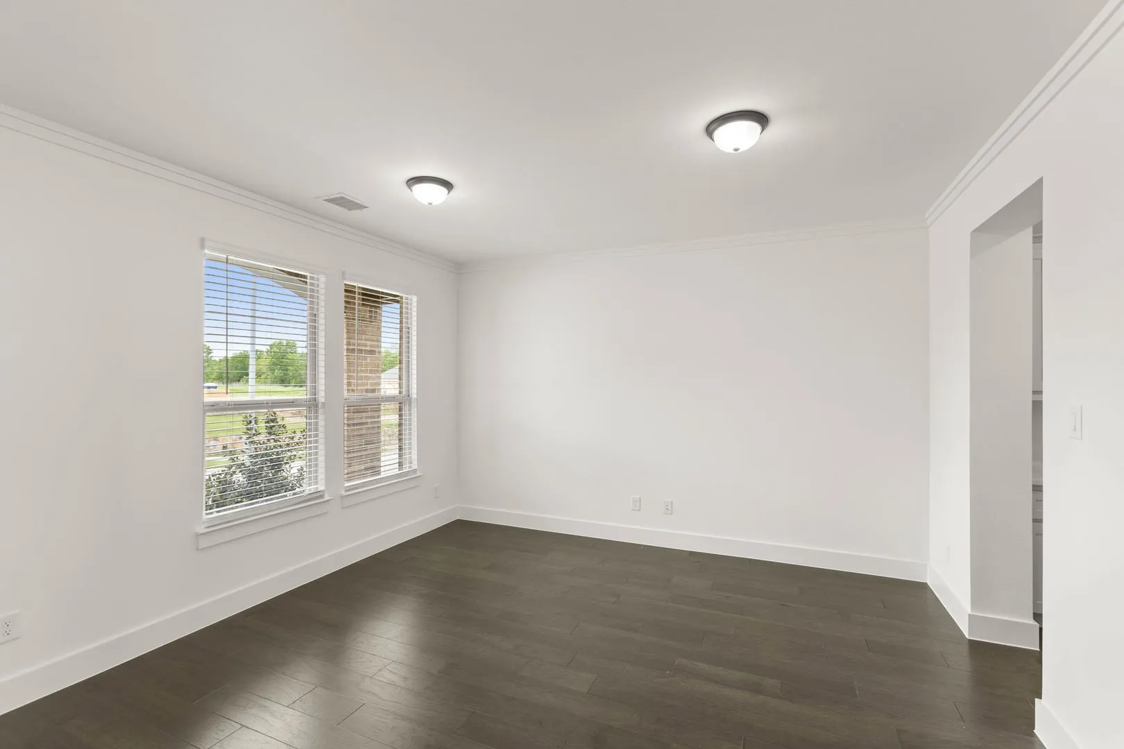 412 Newpark-Dining Room-1