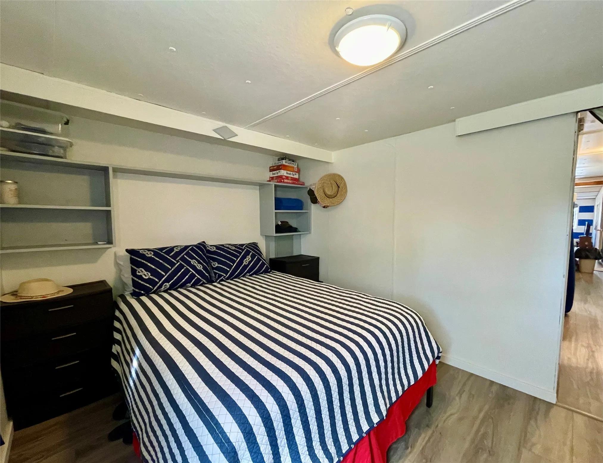 Mobile Home For Sale in Palo Pinto County , 4705 Fox Hollow 18, Possum Kingdom Lake, Texas 76450, 3 Bedroom, 1 Bathroom, Garage spaces, 840 Sqft, built in 1966, Preowned, mls#21218052, Real Estate Agent in Possum Kingdom Lake, Homes For Sale in Palo Pinto county, Homes For Sale in Possum Kingdom Lake, Realtor in Possum Kingdom Lake Texas, Real Estate Brokerage Independent Realty Texas, Luminita Cordes Realtor