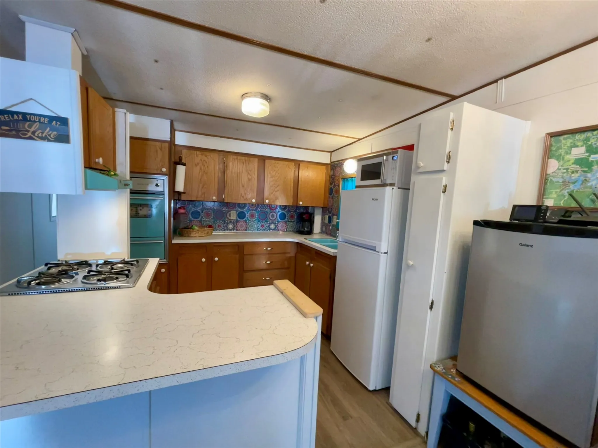 Mobile Home For Sale in Palo Pinto County , 4705 Fox Hollow 18, Possum Kingdom Lake, Texas 76450, 3 Bedroom, 1 Bathroom, Garage spaces, 840 Sqft, built in 1966, Preowned, mls#21218052, Real Estate Agent in Possum Kingdom Lake, Homes For Sale in Palo Pinto county, Homes For Sale in Possum Kingdom Lake, Realtor in Possum Kingdom Lake Texas, Real Estate Brokerage Independent Realty Texas, Luminita Cordes Realtor